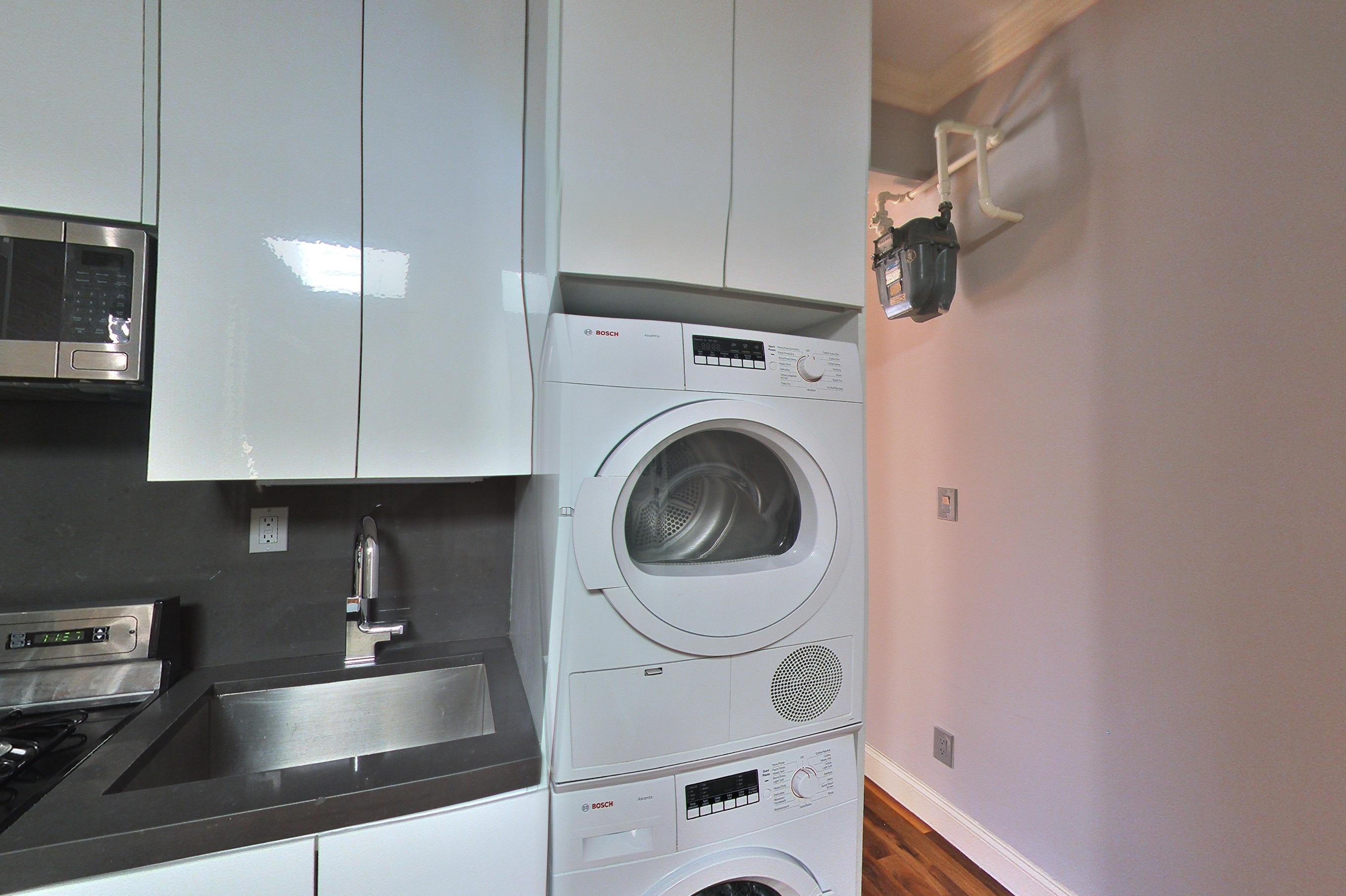 KITCHEN ENTRY
