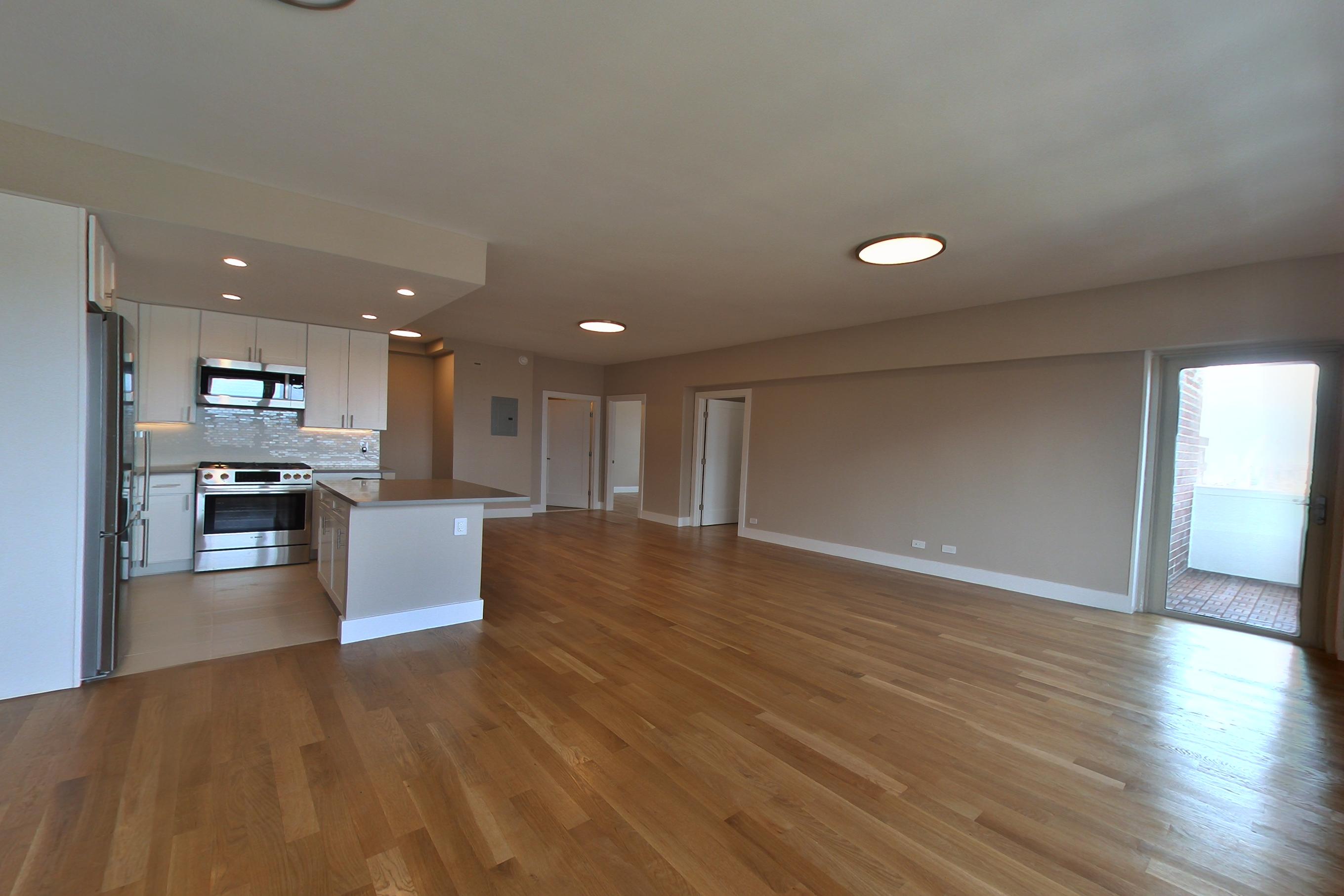 LIVING ROOM 2ND