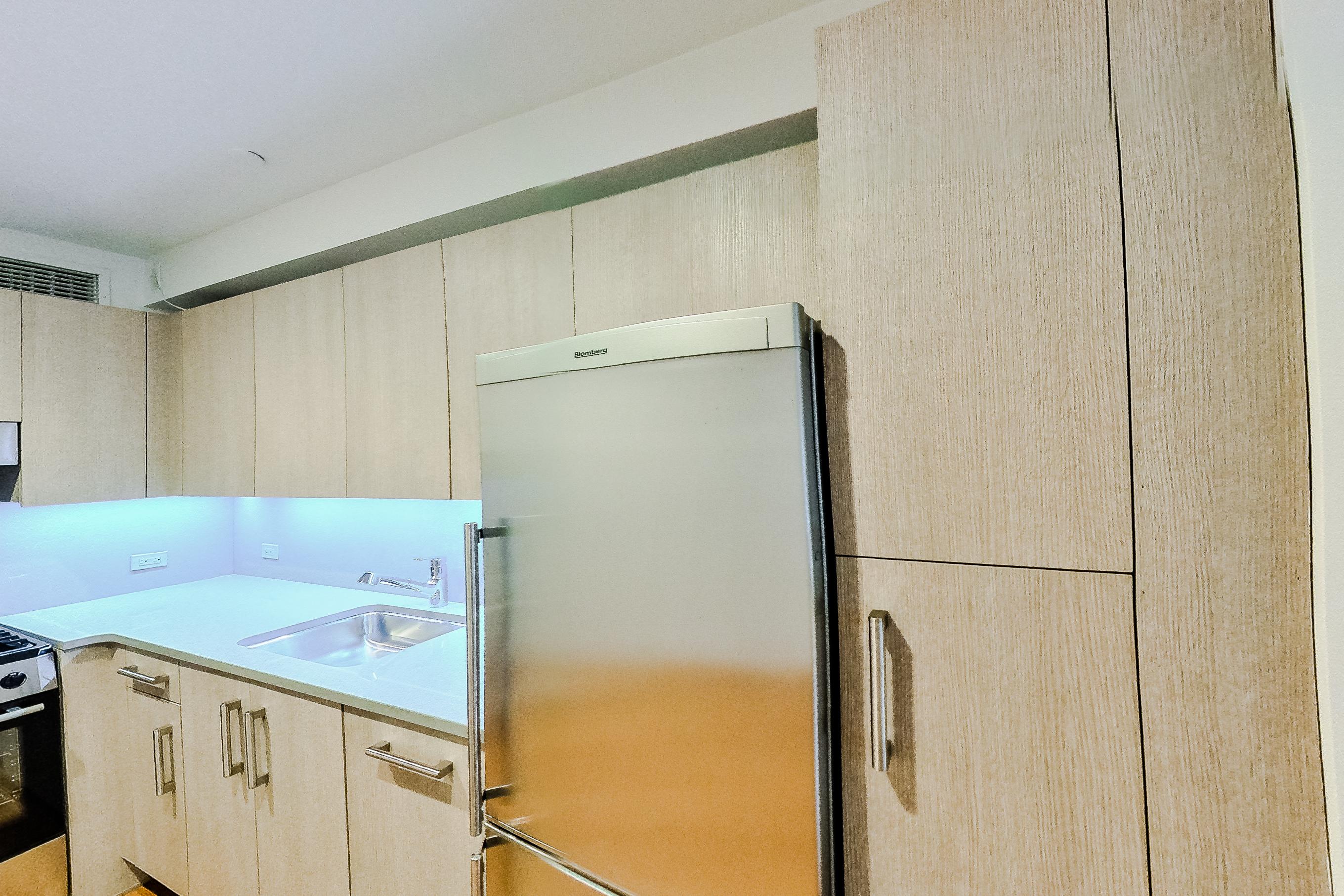 KITCHEN AND LIVING SPACE