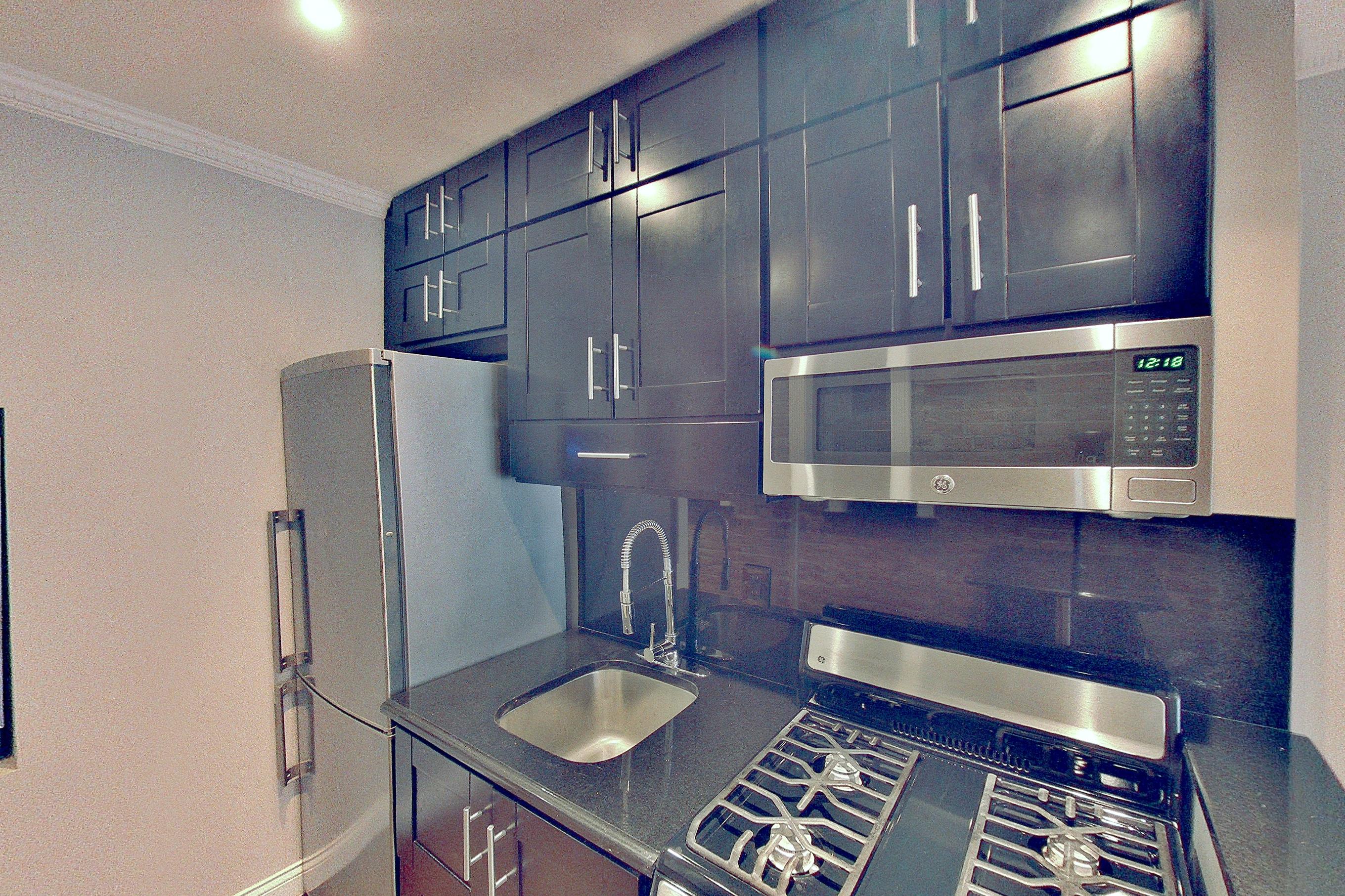 KITCHEN AND LIVING SPACE