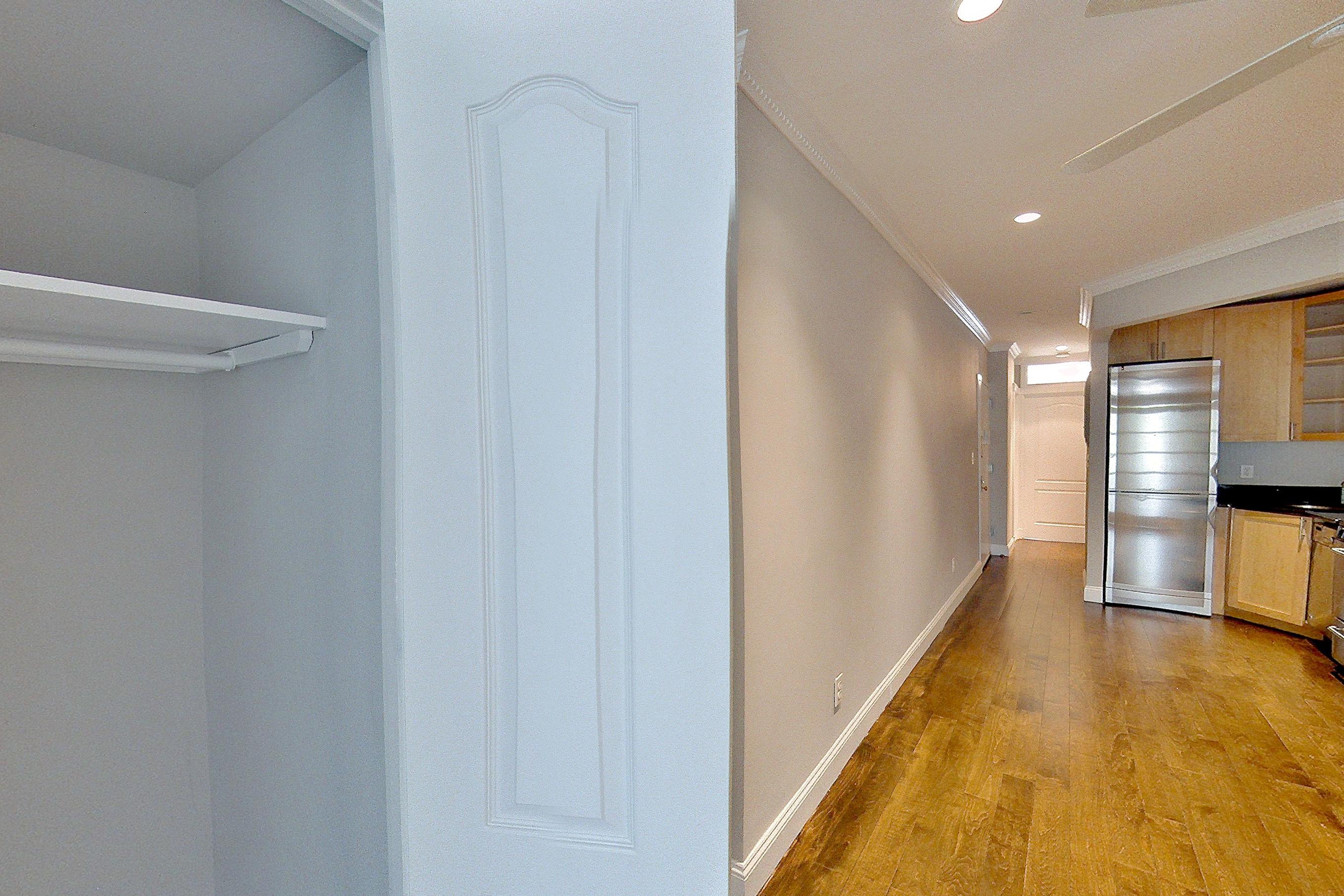 LIVING ROOM CLOSET