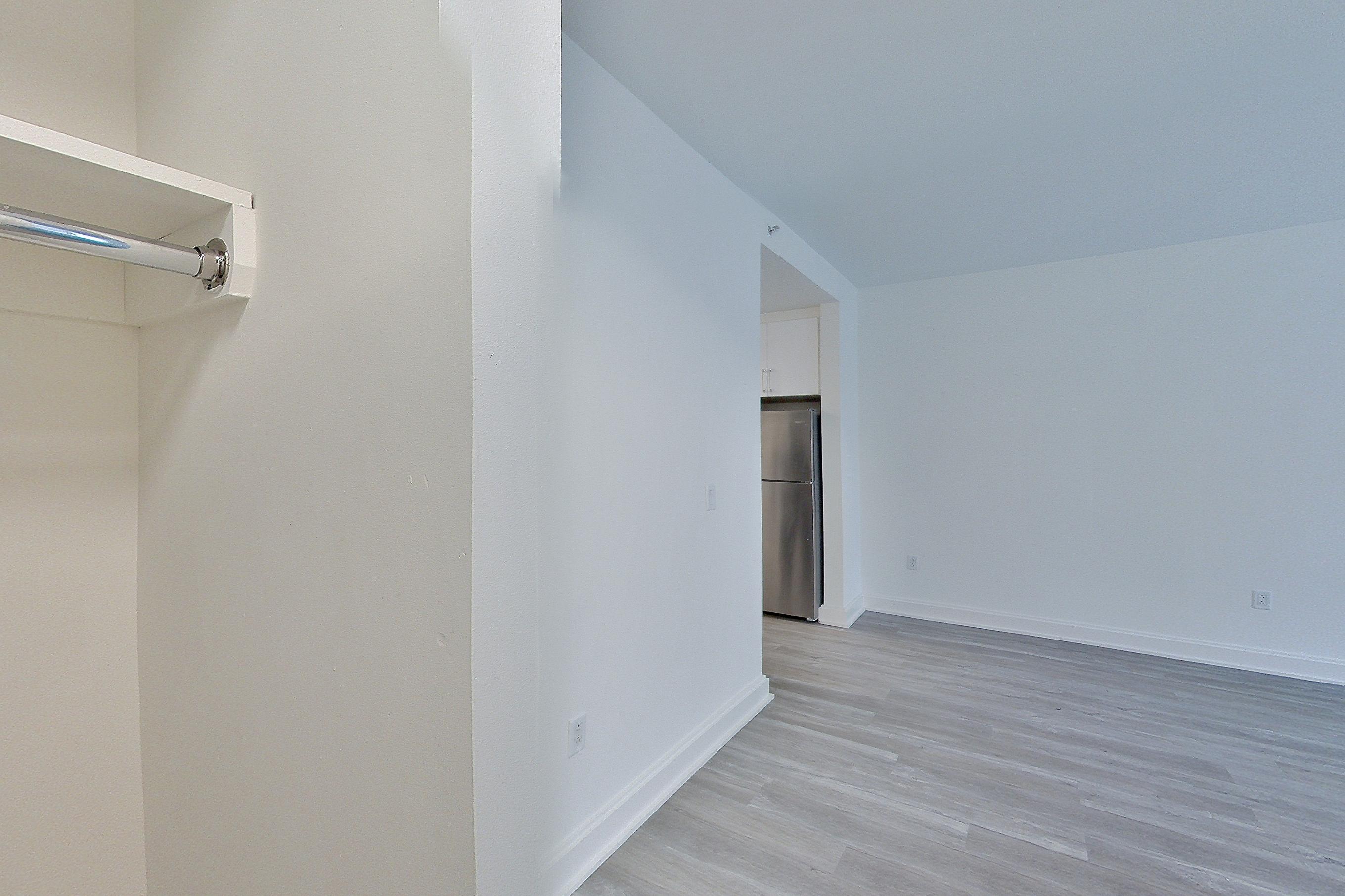 LIVING ROOM CLOSET