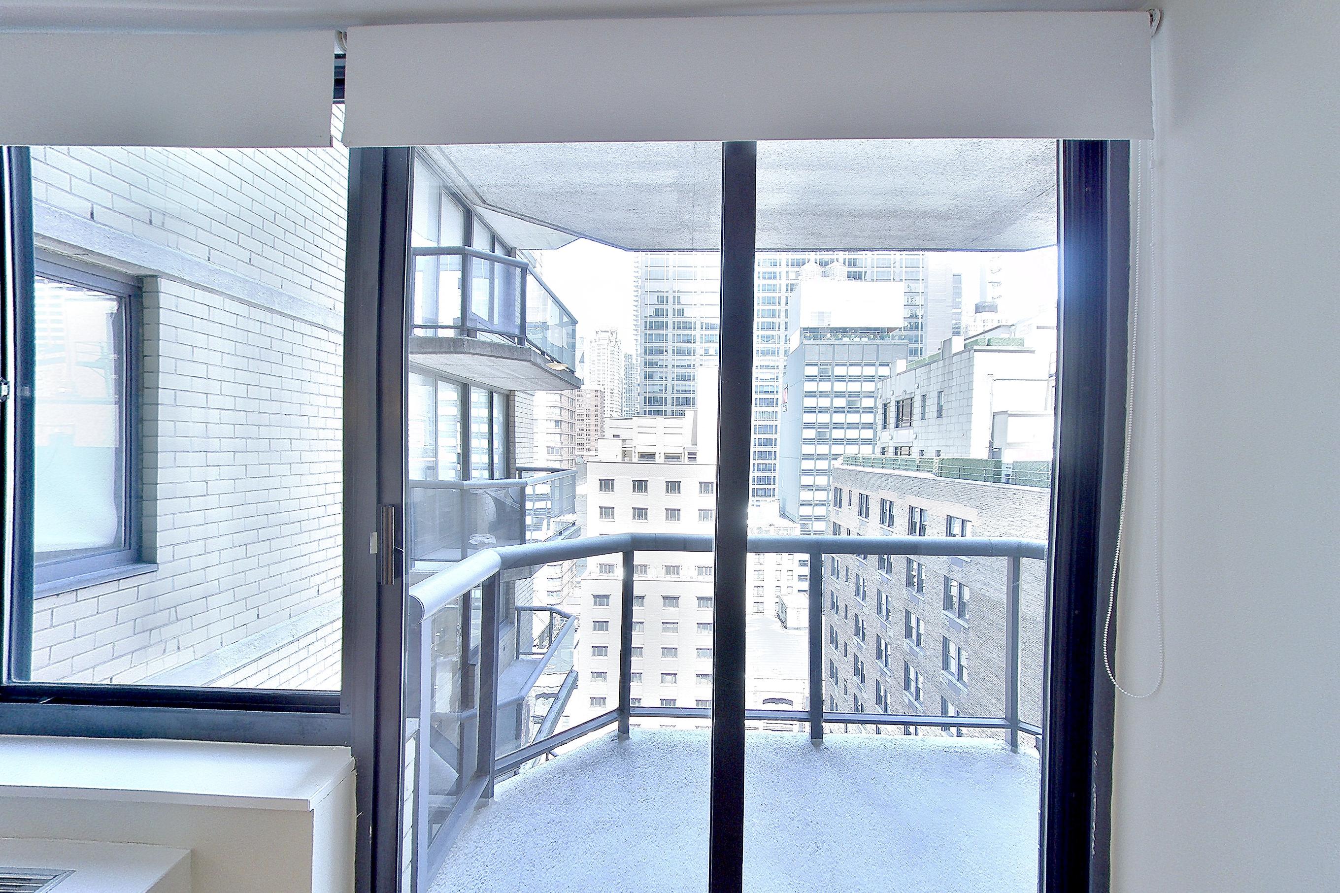 LIVING SPACE A