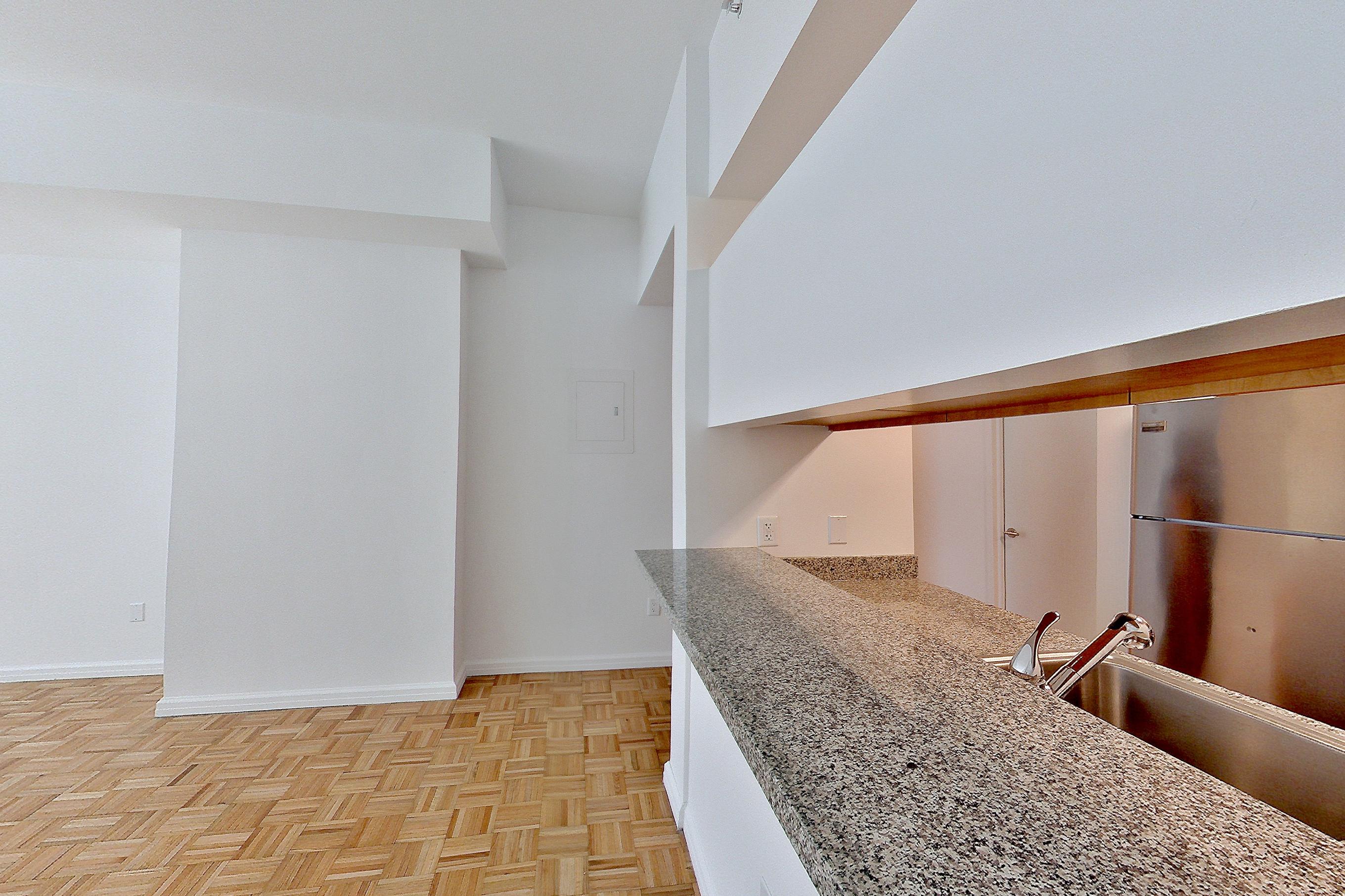 LIVING ROOM CORNER 4