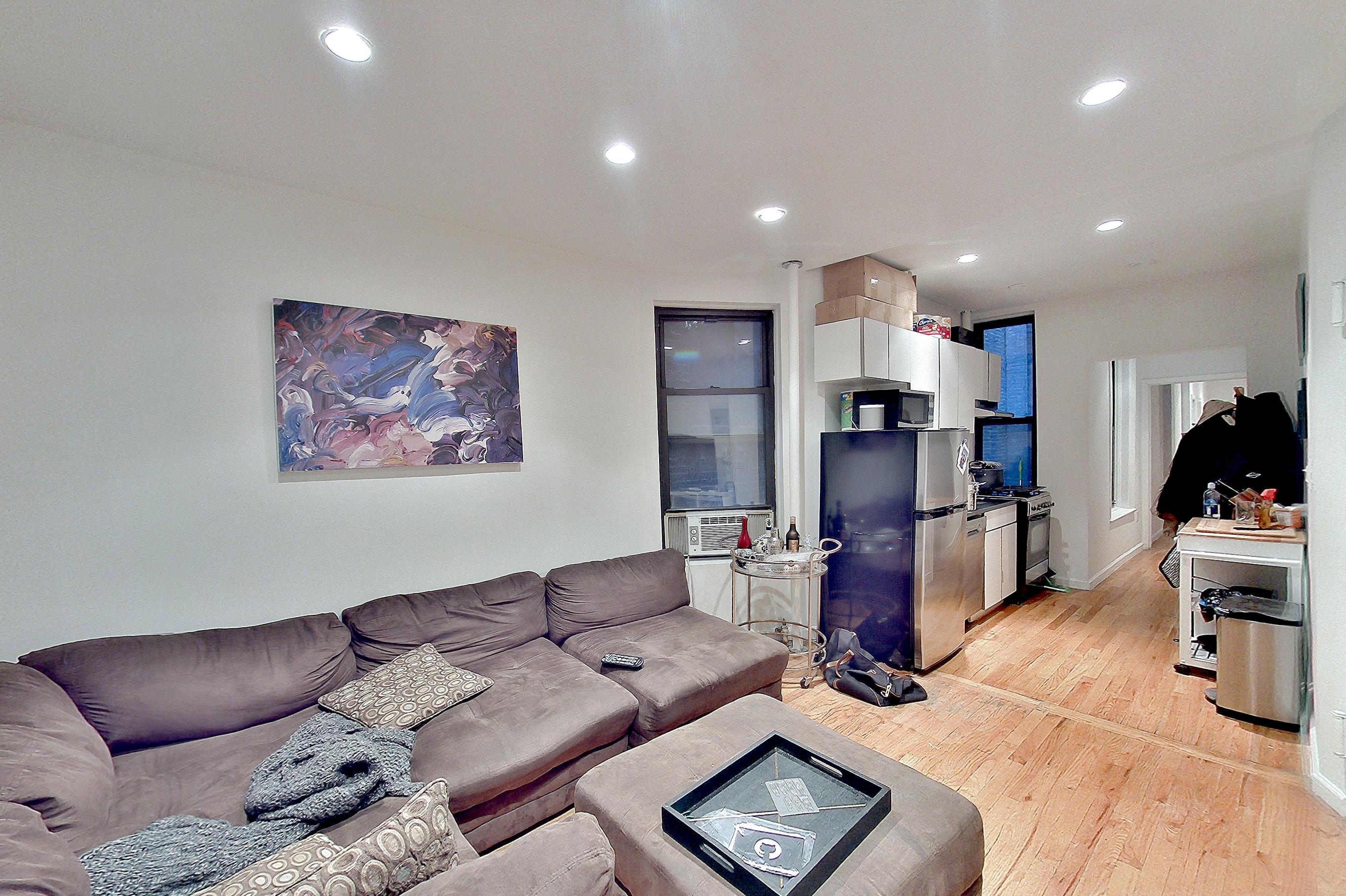 LIVING ROOM CORNER