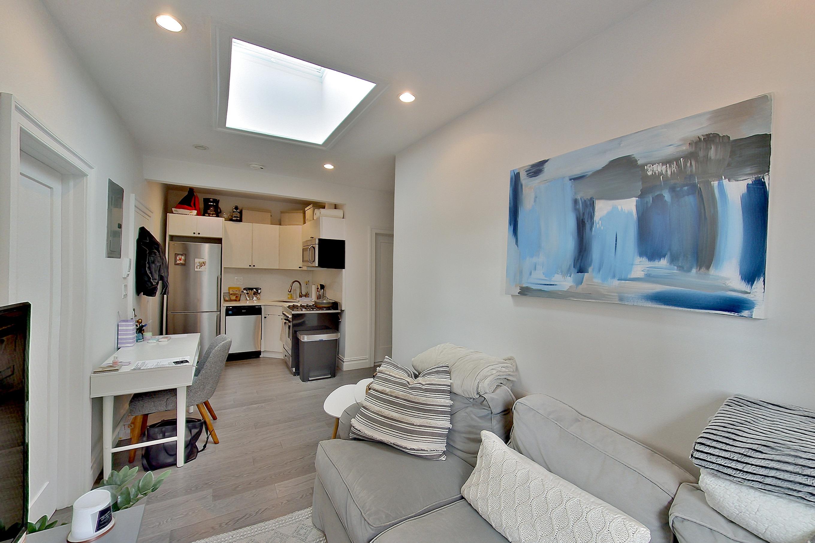 LIVING ROOM CORNER