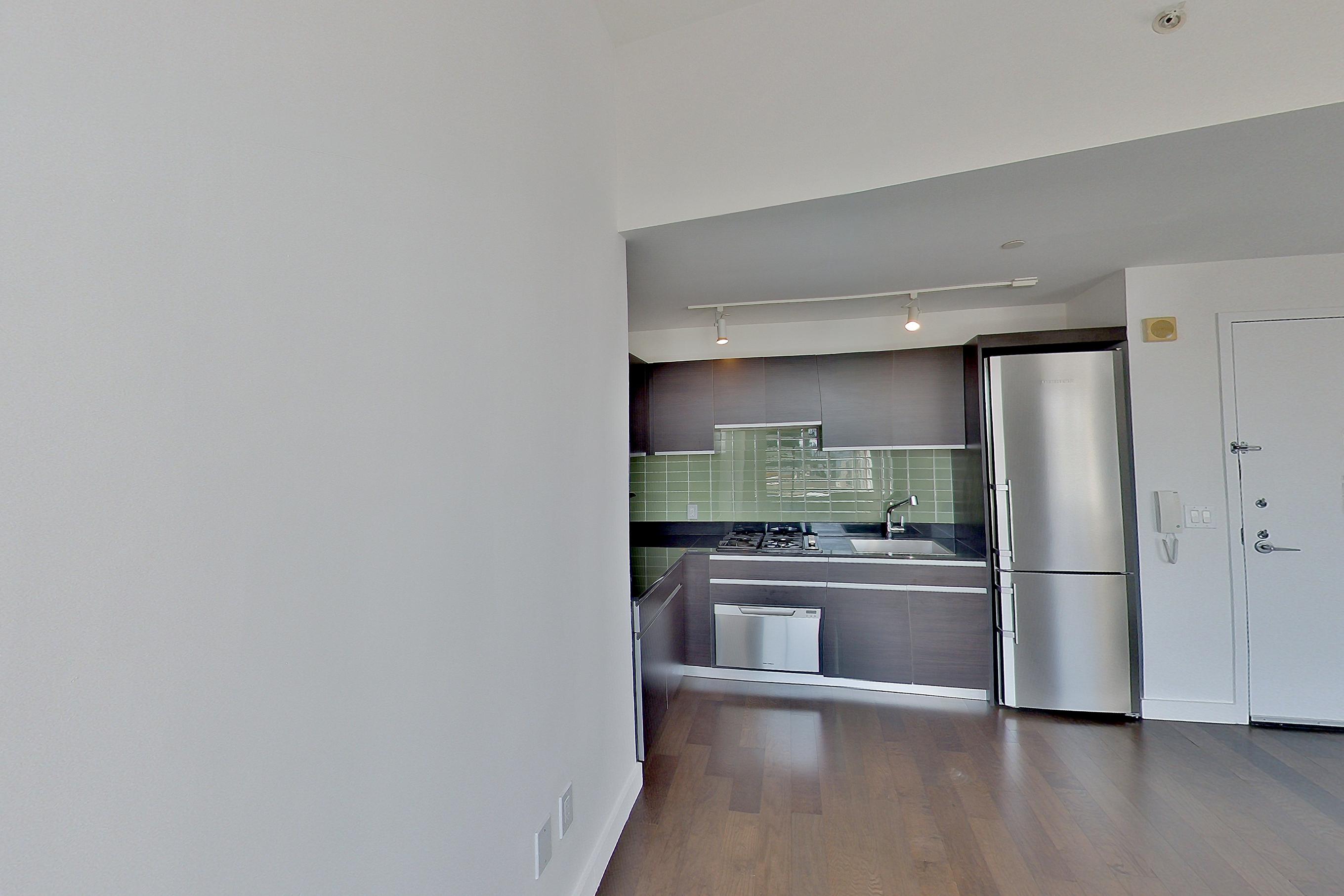LIVING ROOM CORNER
