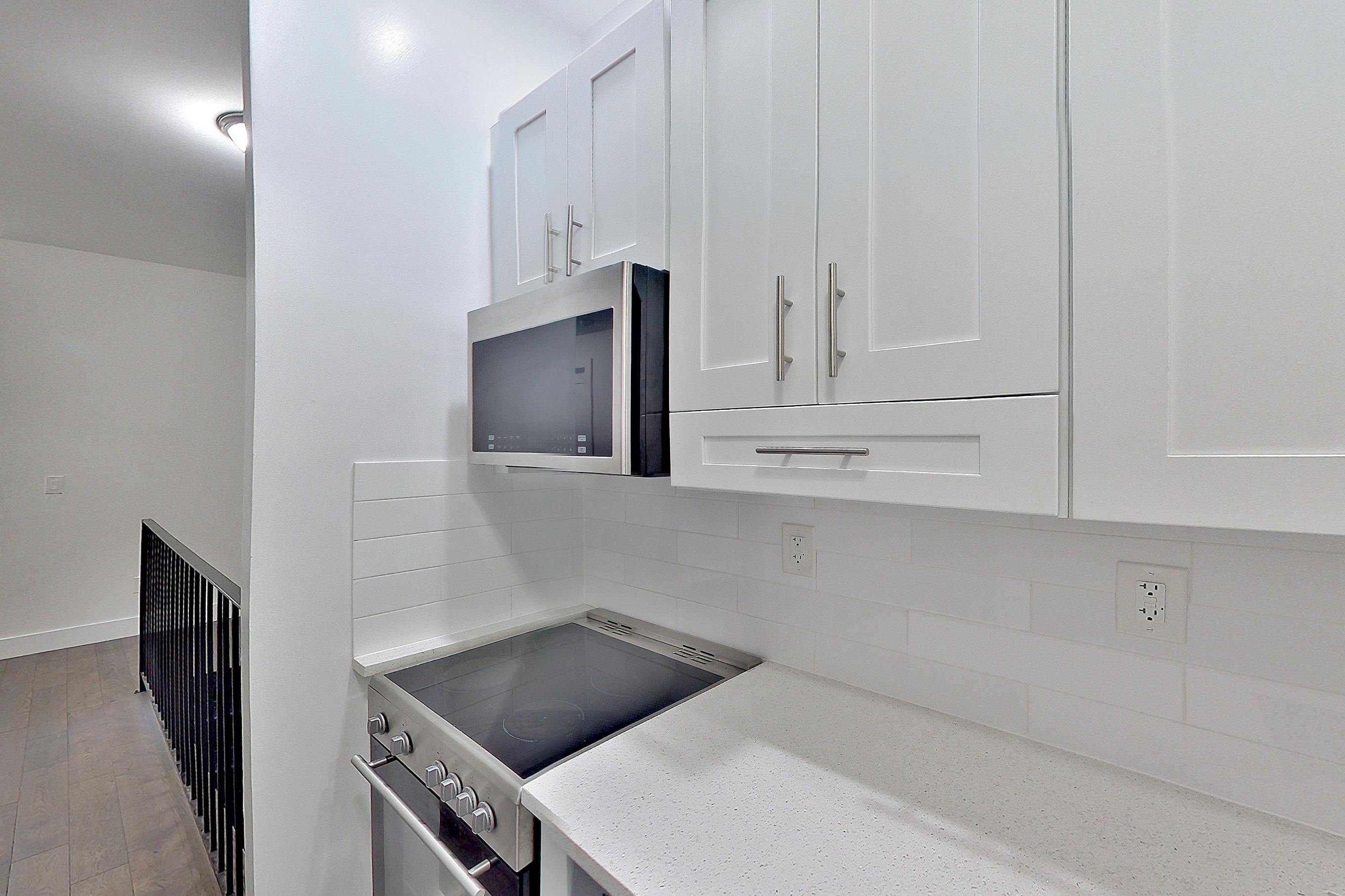 KITCHEN ENTRY