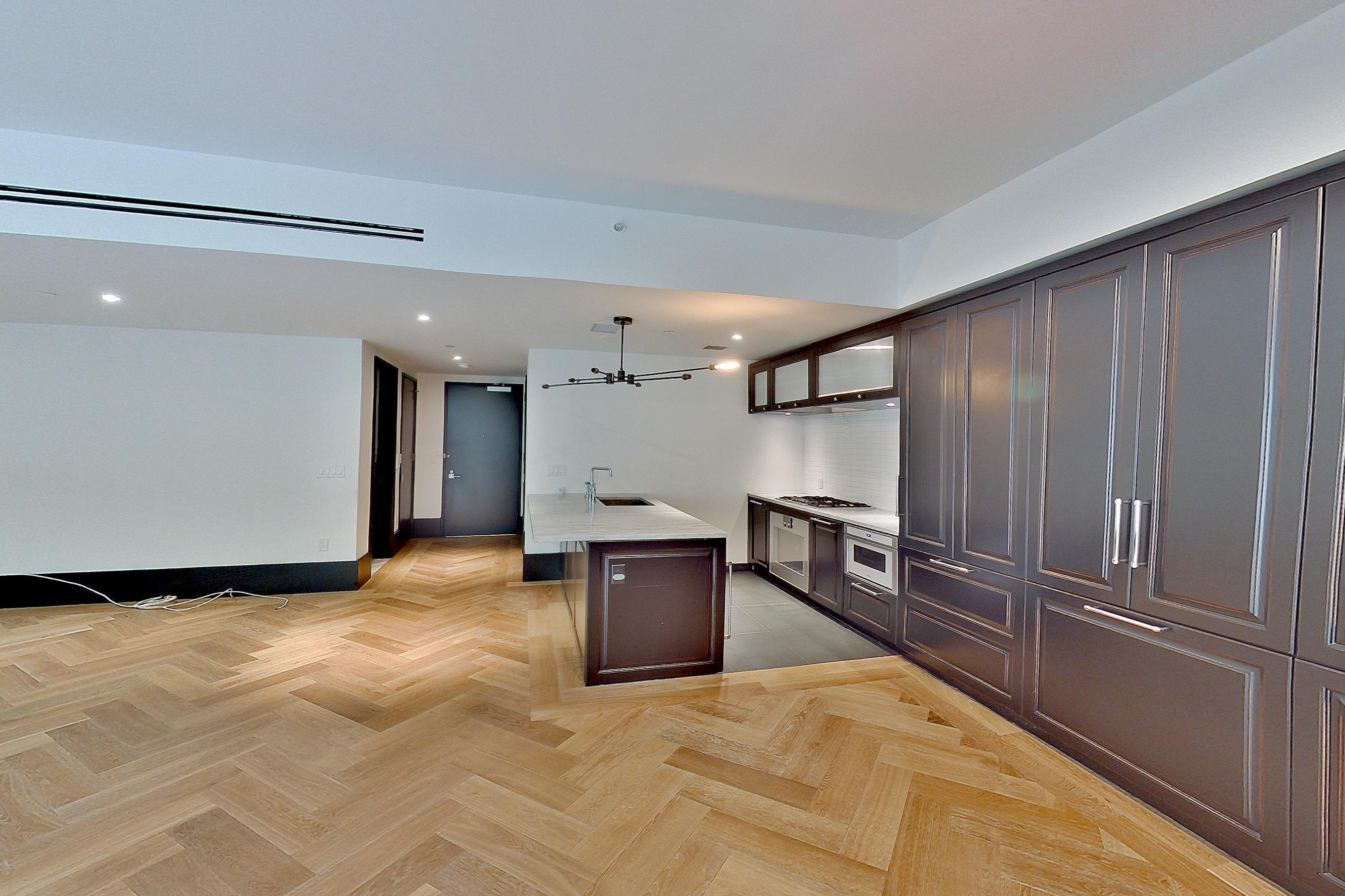 LIVING ROOM CORNER