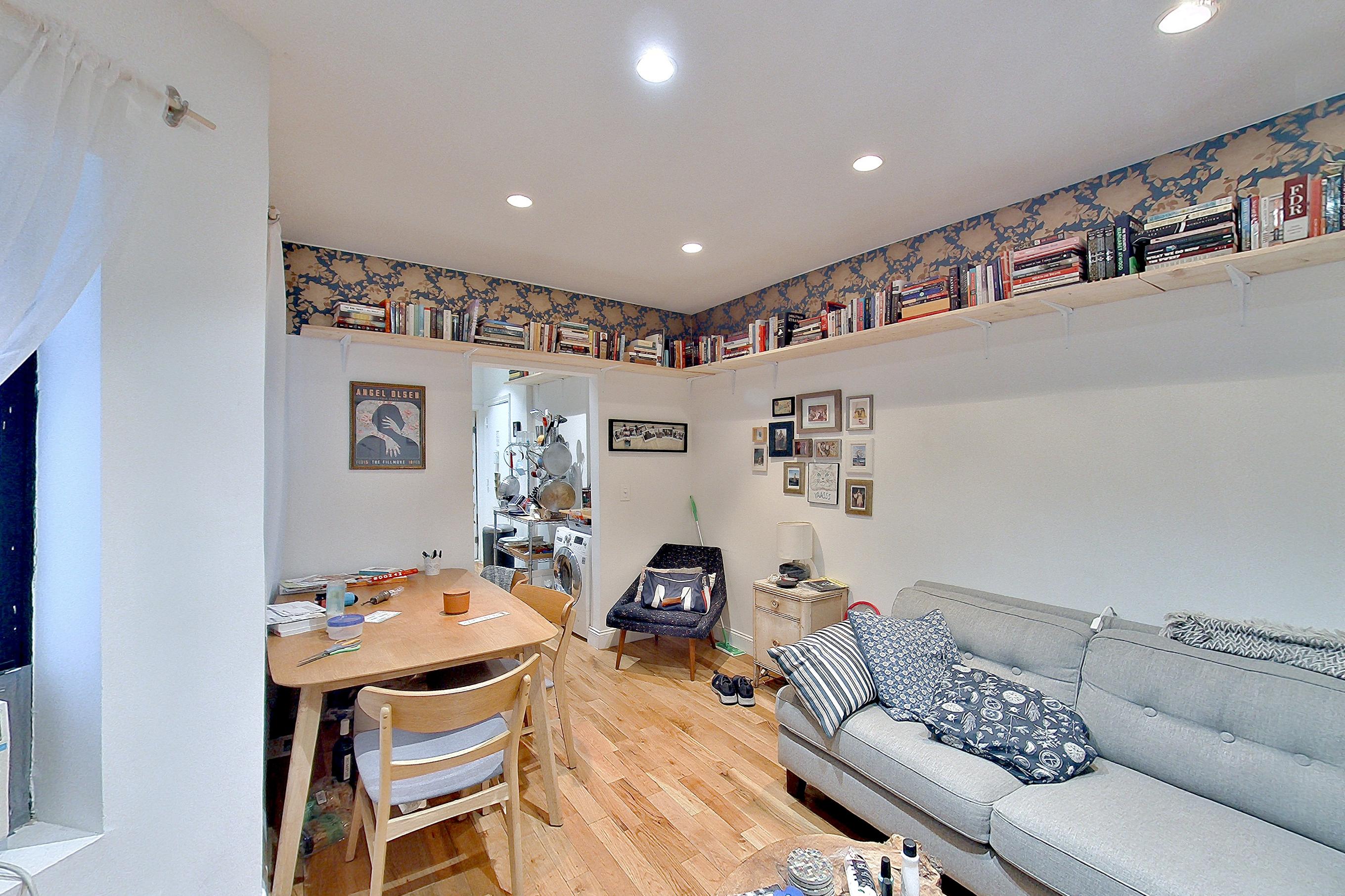 LIVING ROOM CORNER