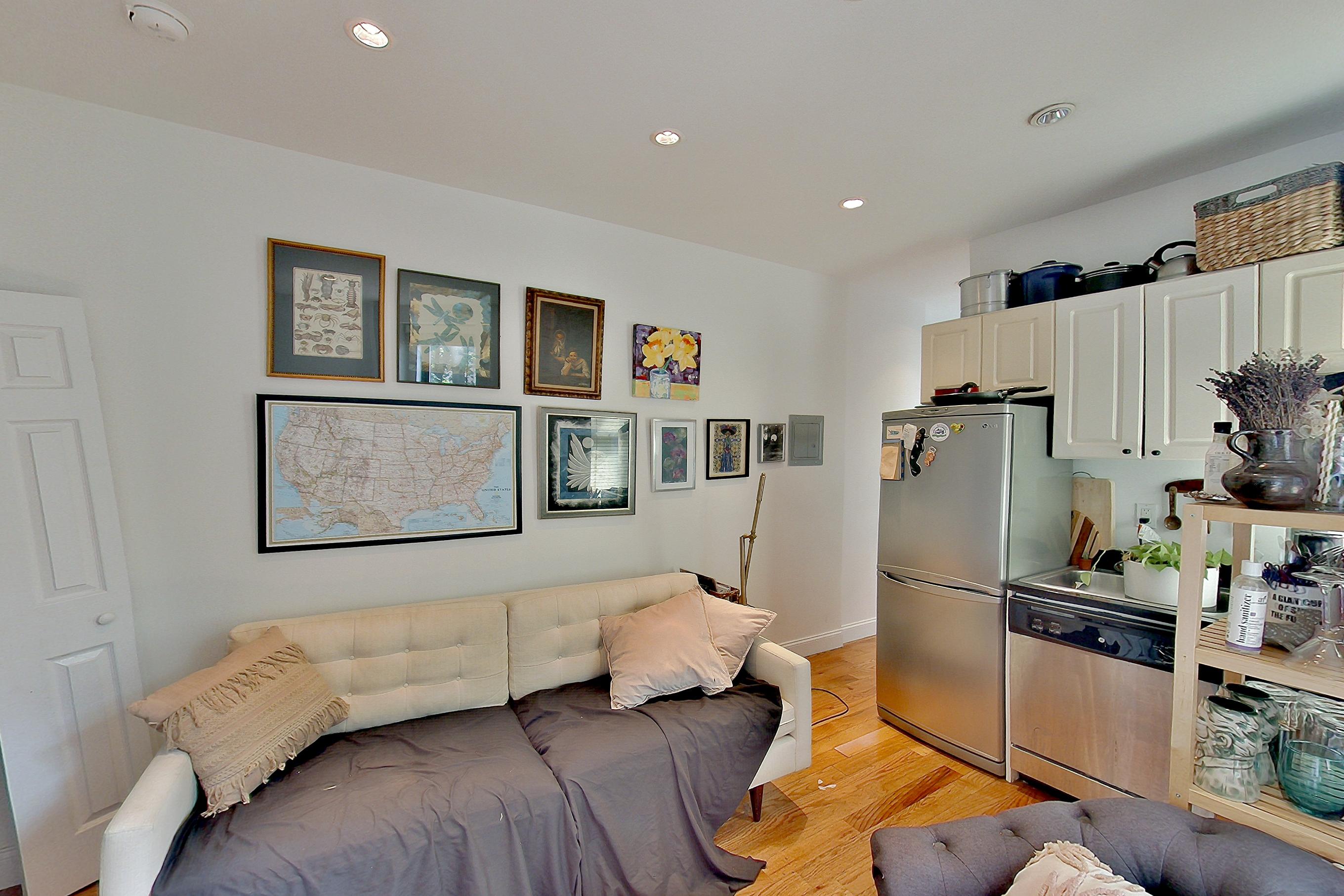 LIVING ROOM CORNER