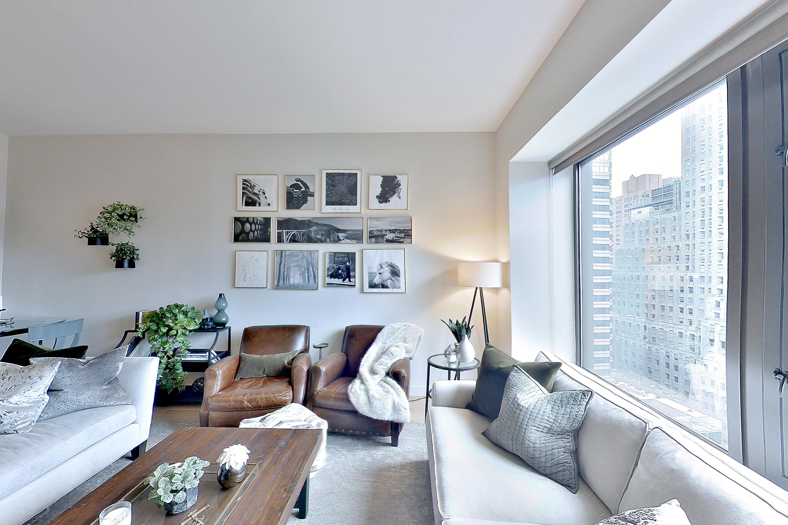 LIVING ROOM CORNER