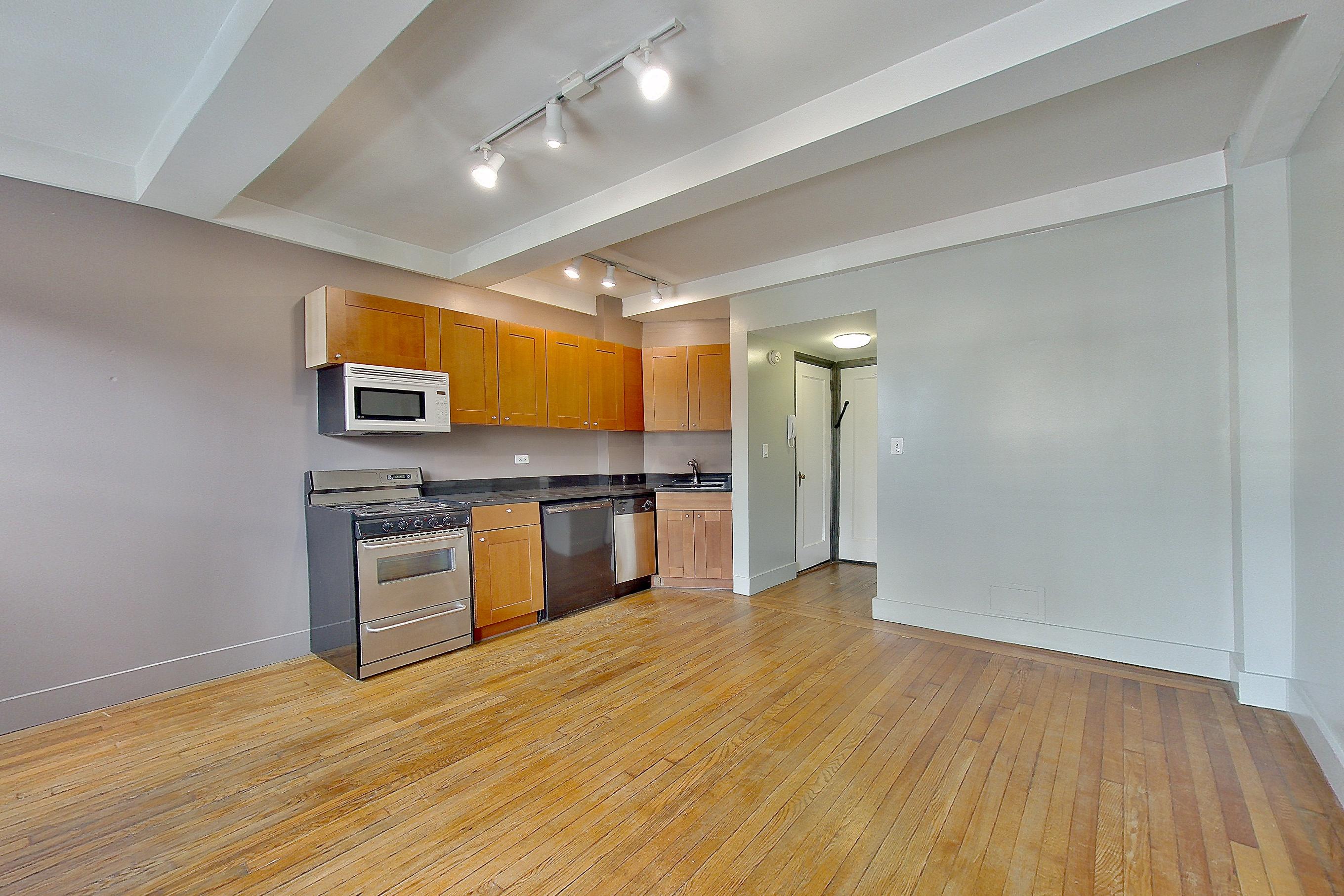 LIVING SPACE 2