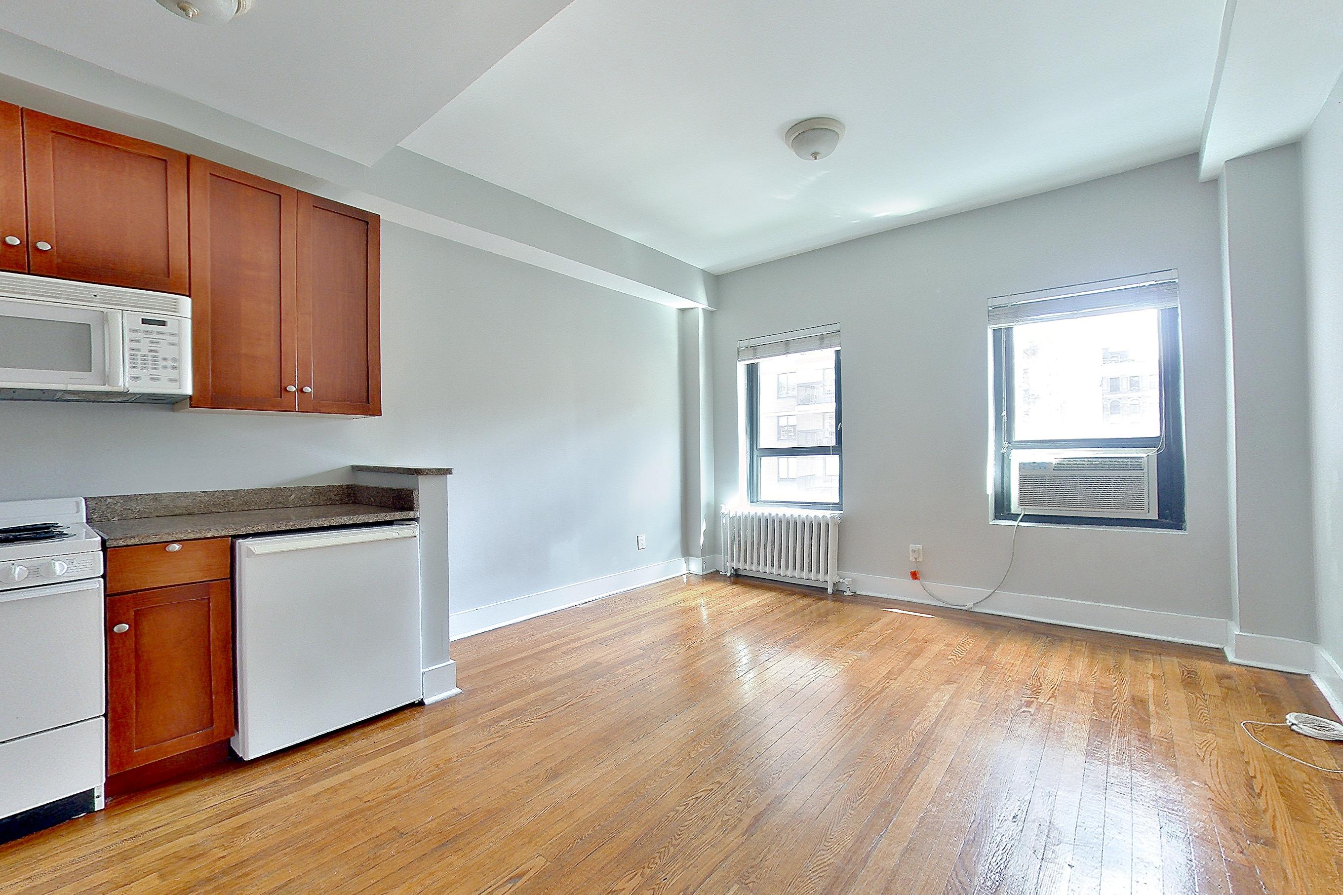 LIVING SPACE 1
