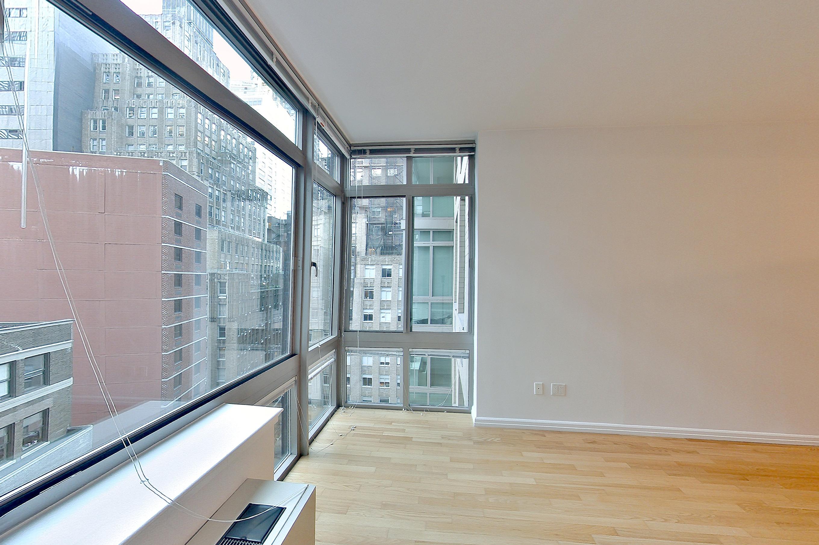 LIVING ROOM CORNER