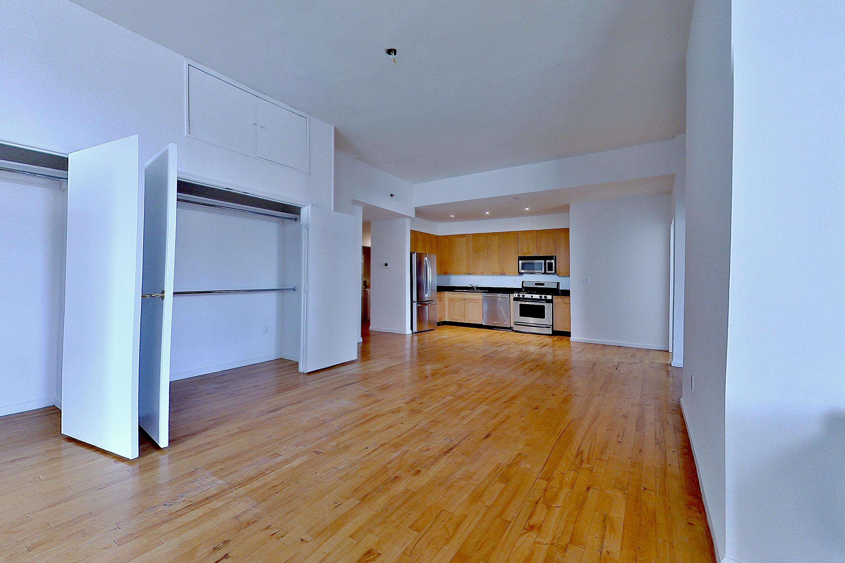 LIVING SPACE CLOSETS