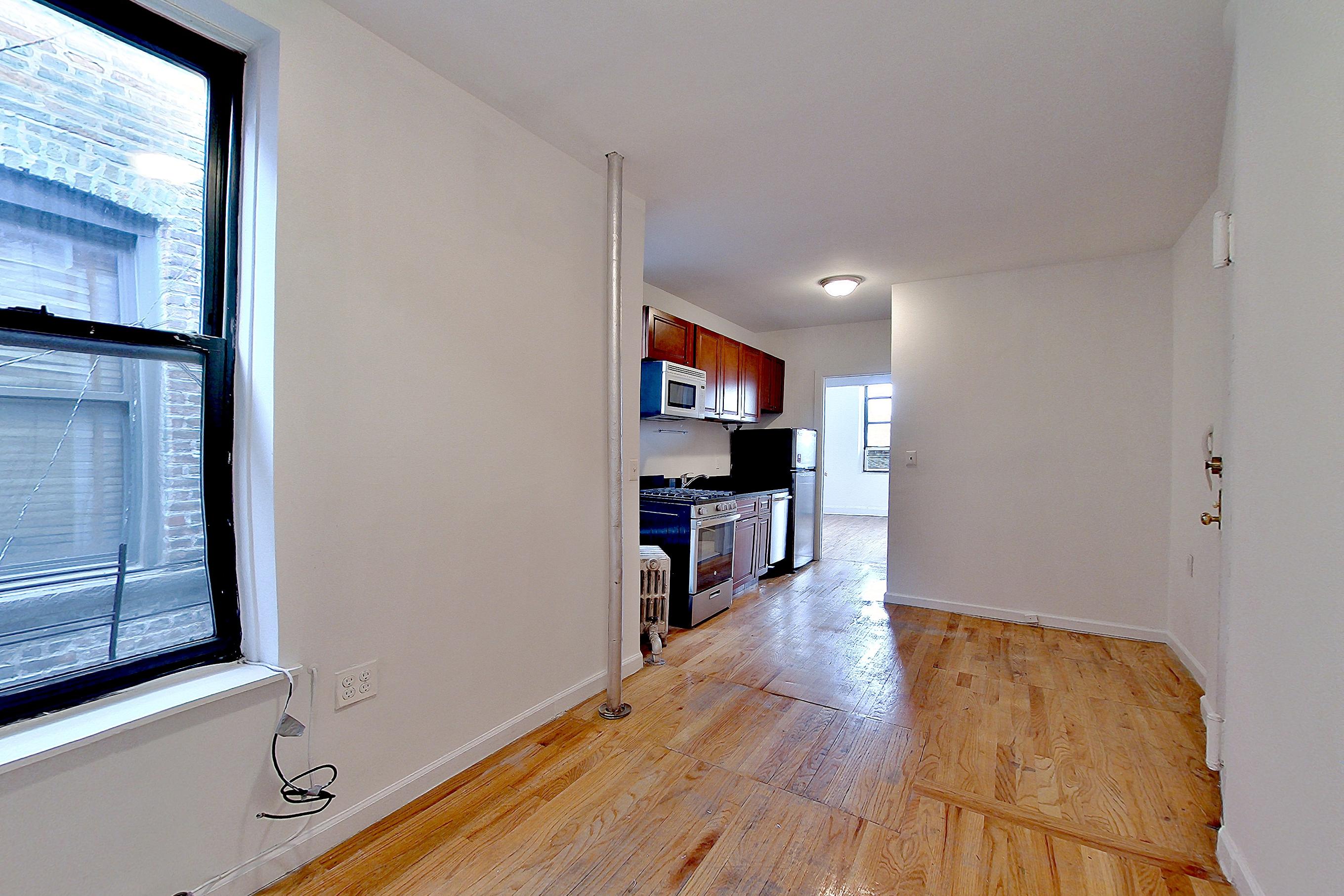 LIVING SPACE CORNER