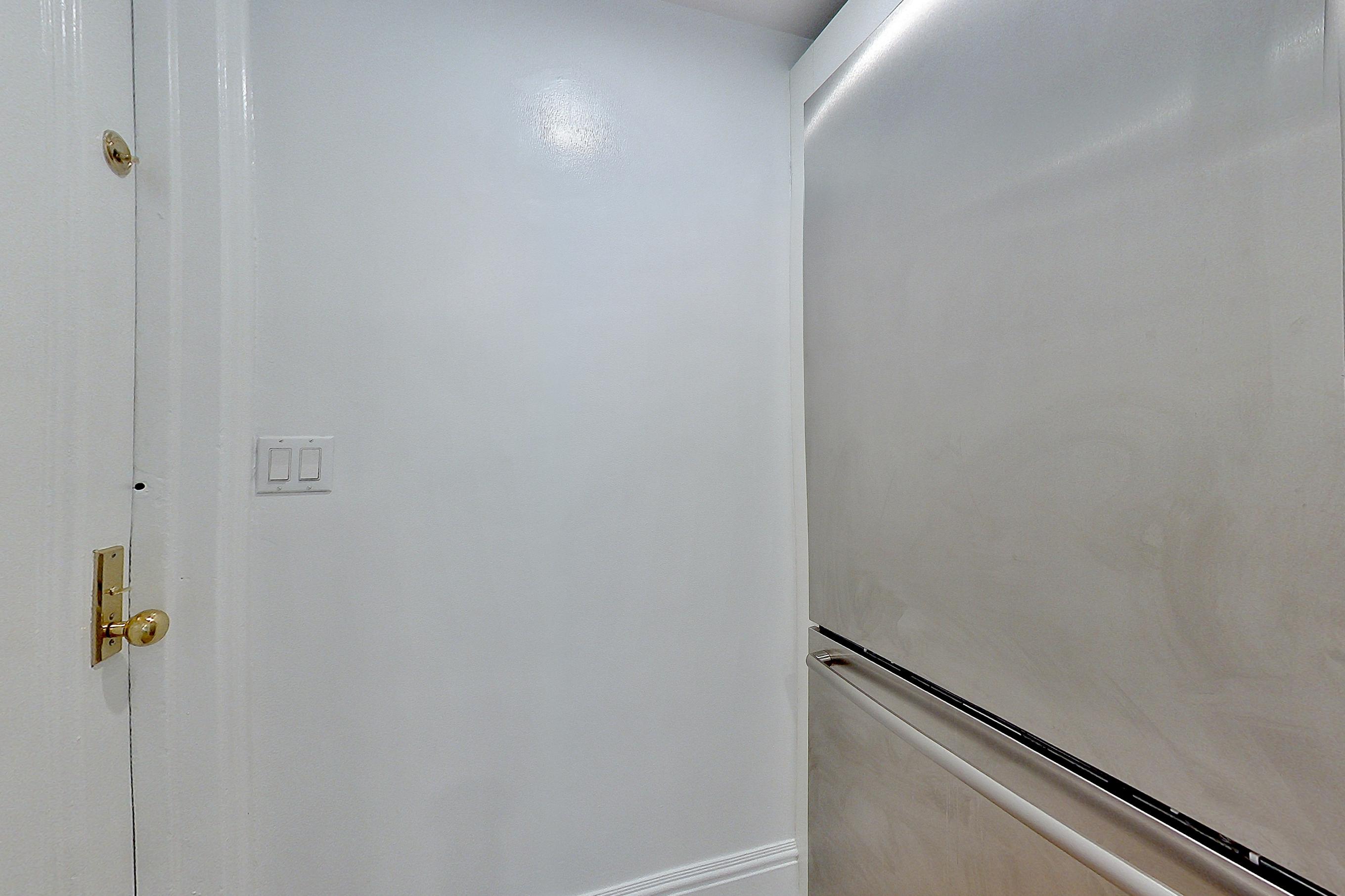 KITCHEN END