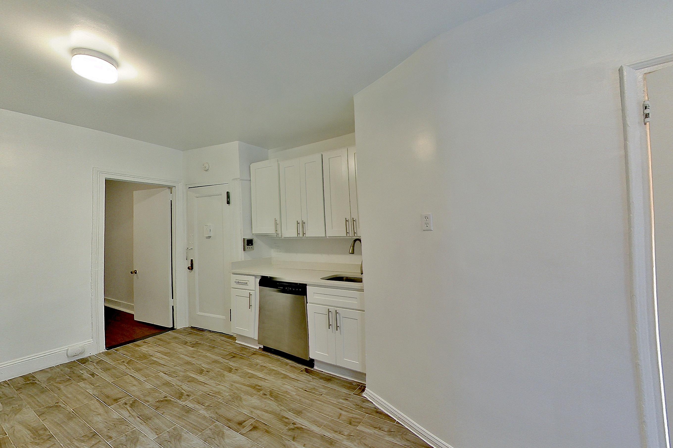DINING ALCOVE