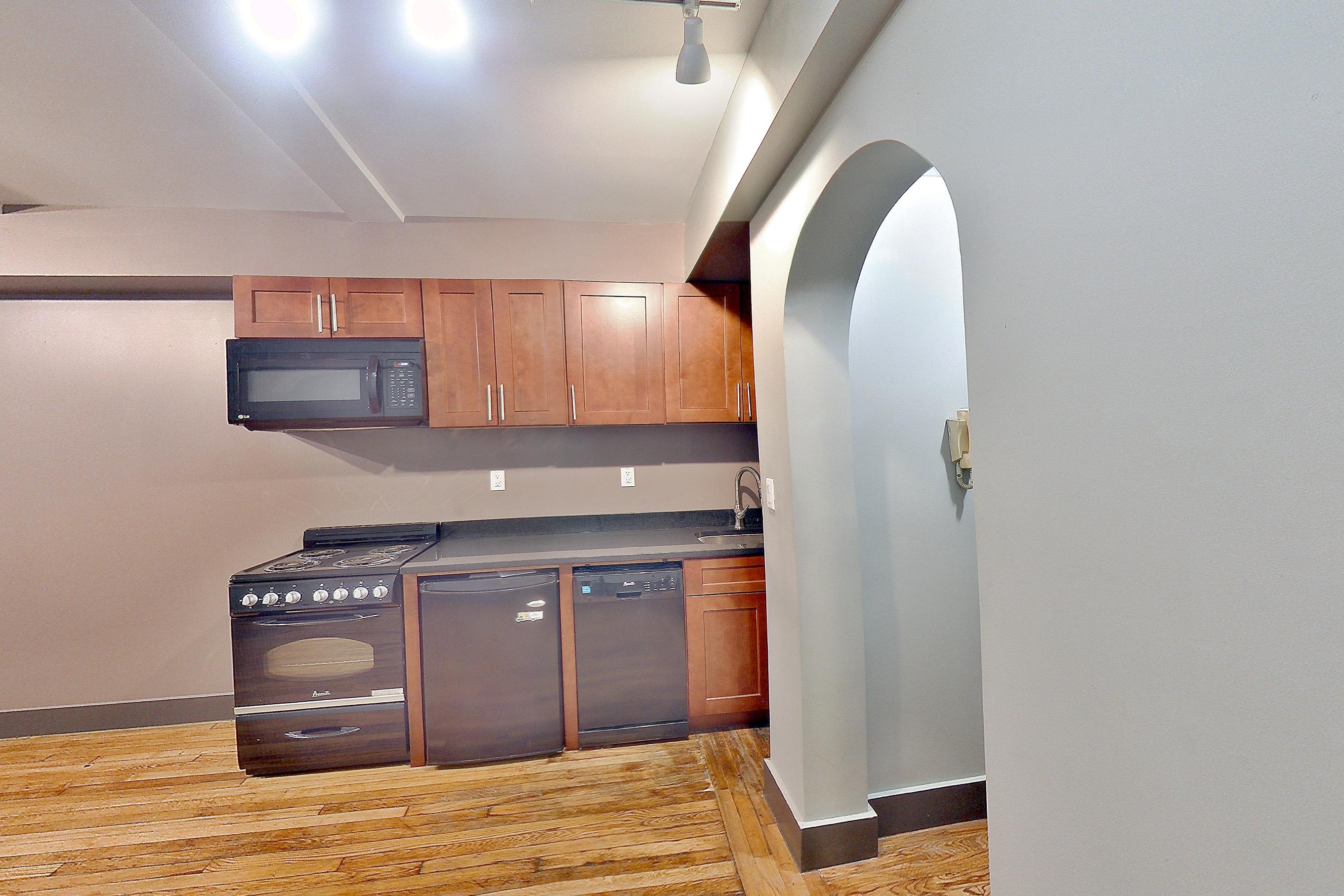 LIVING SPACE 2