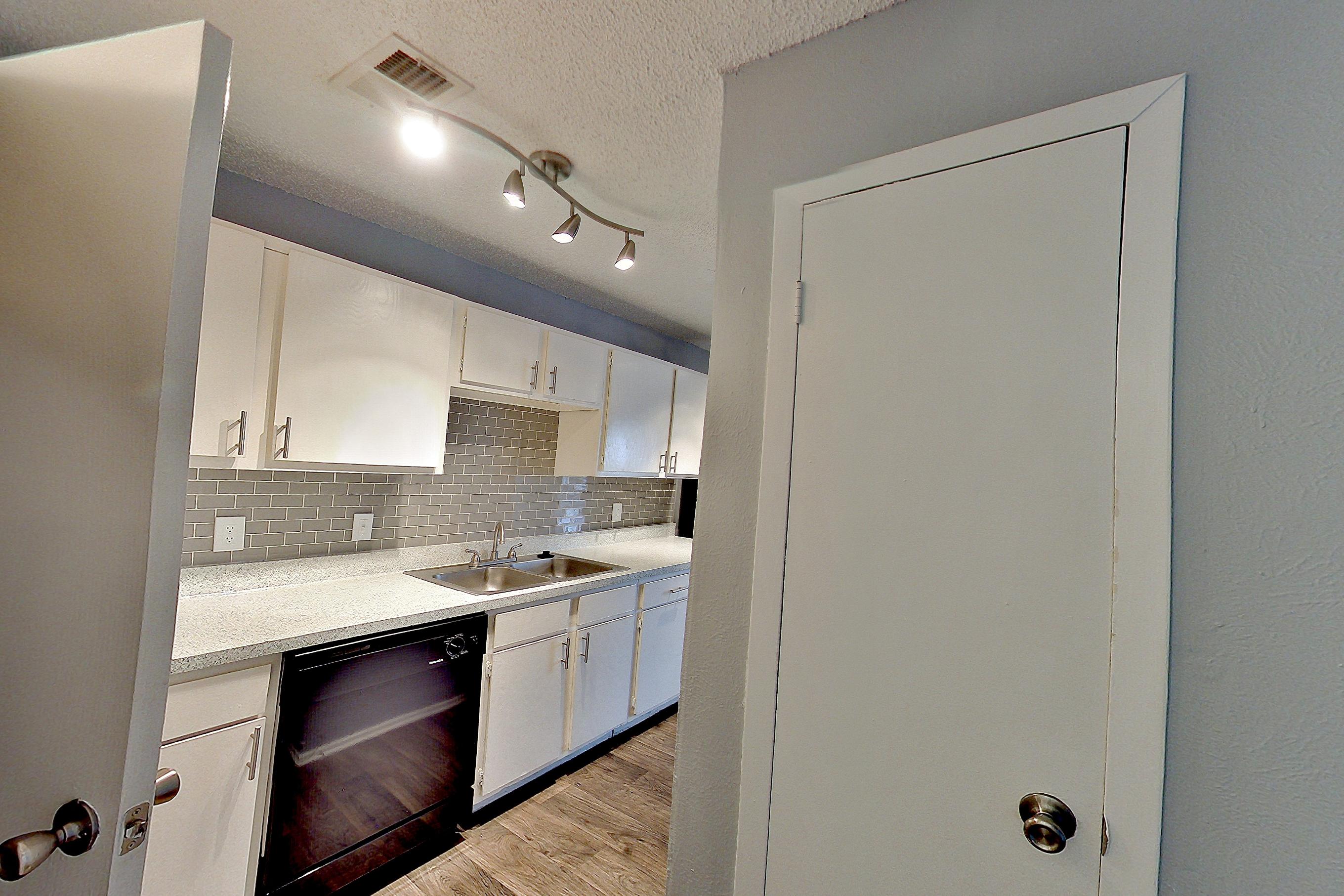 BED BATH KITCHEN NOOK