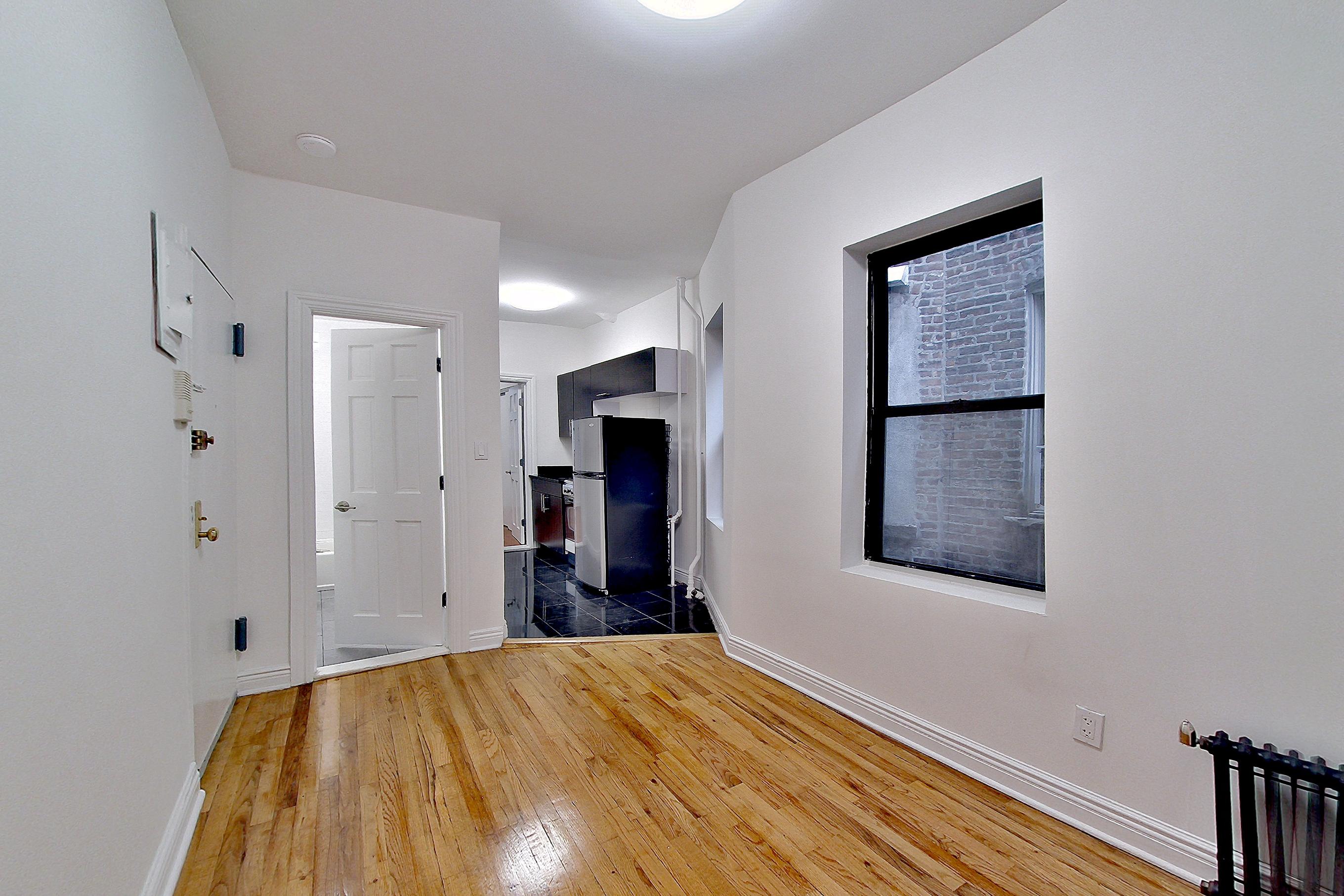 LIVING SPACE CORNER