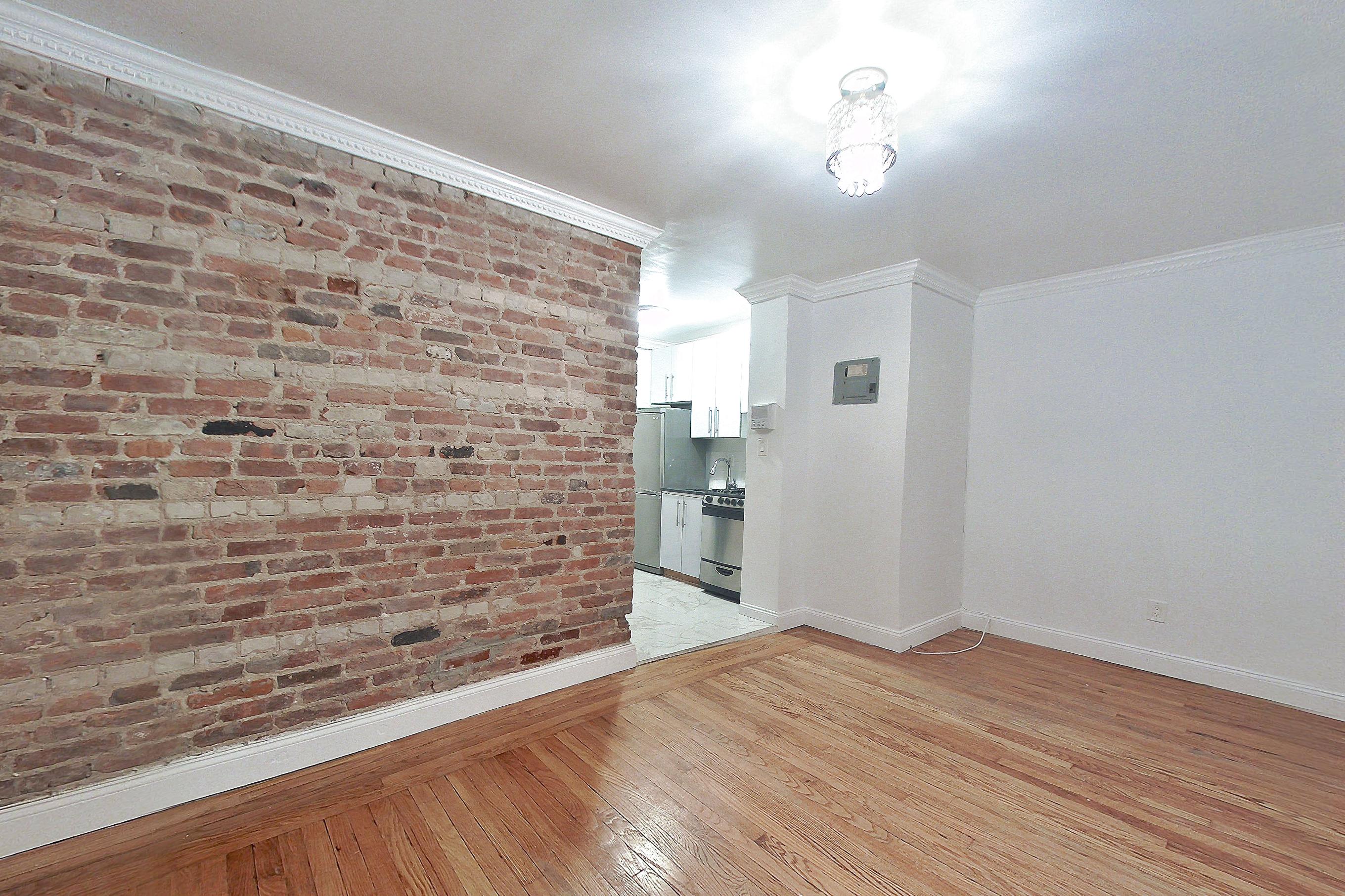 LIVING SPACE CORNER