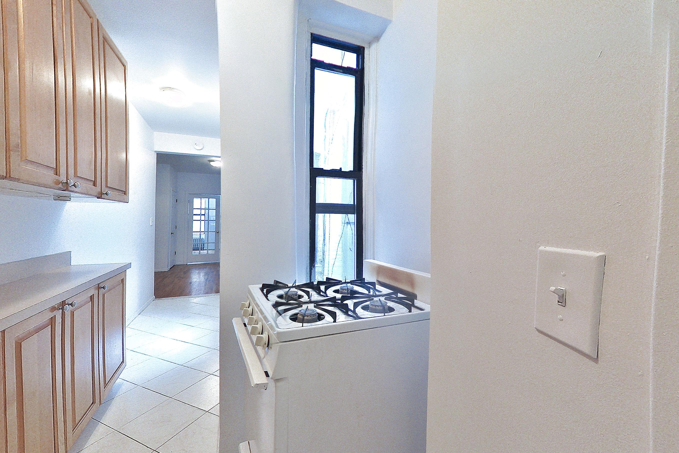 KITCHEN CORNER