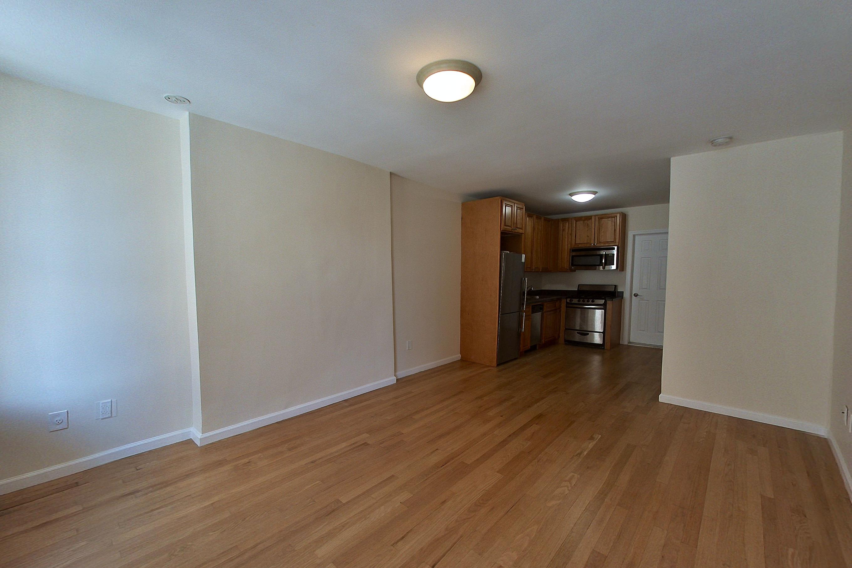 LIVING SPACE CORNER