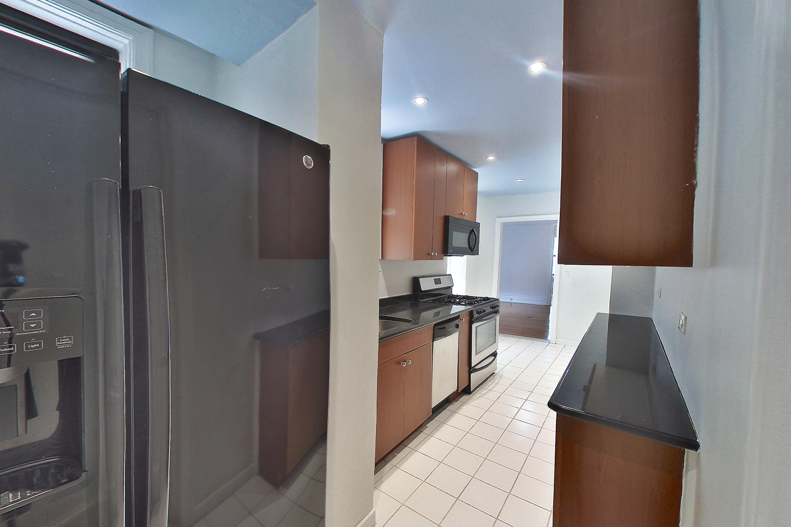 KITCHEN  CORNER