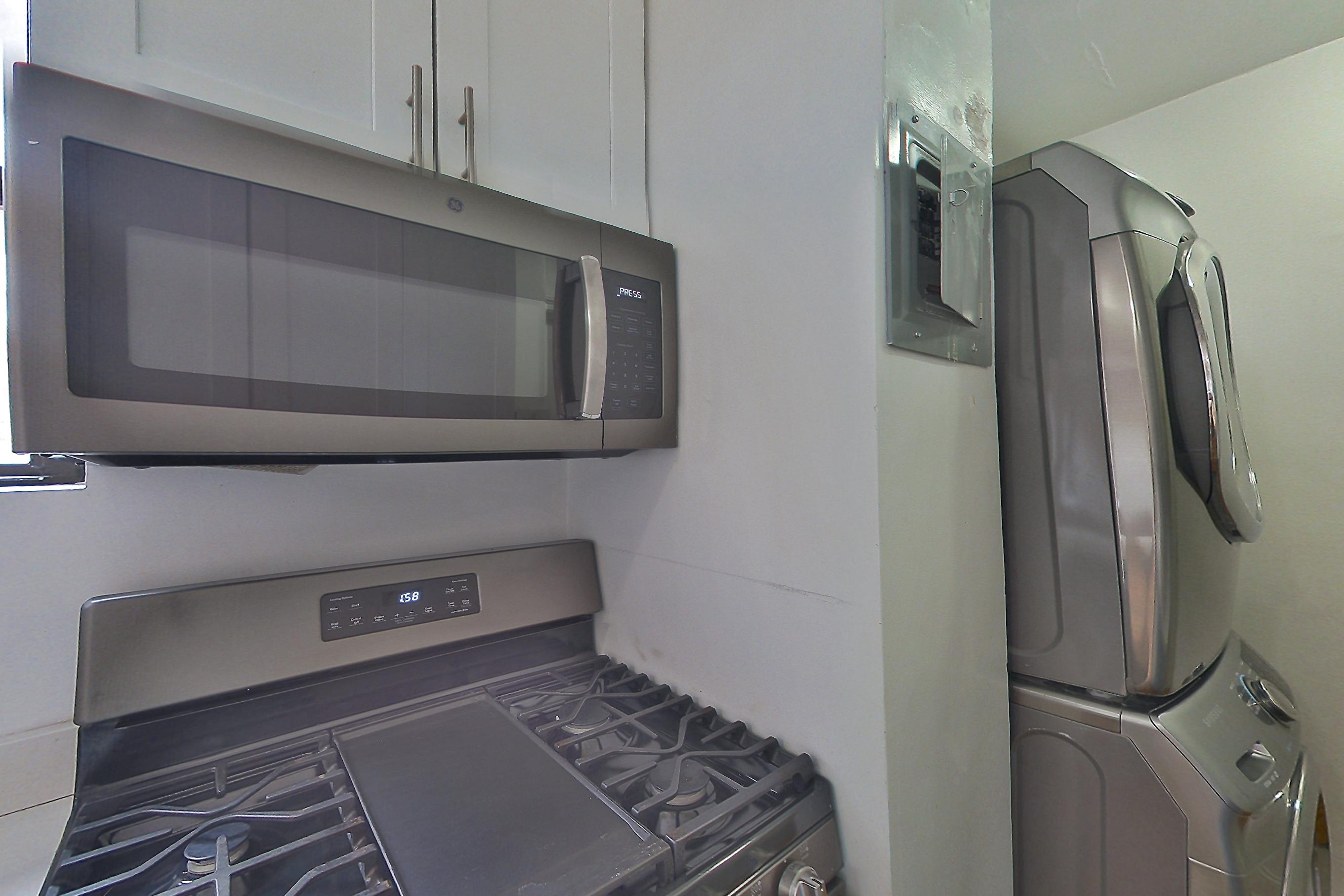 KITCHEN CENTER