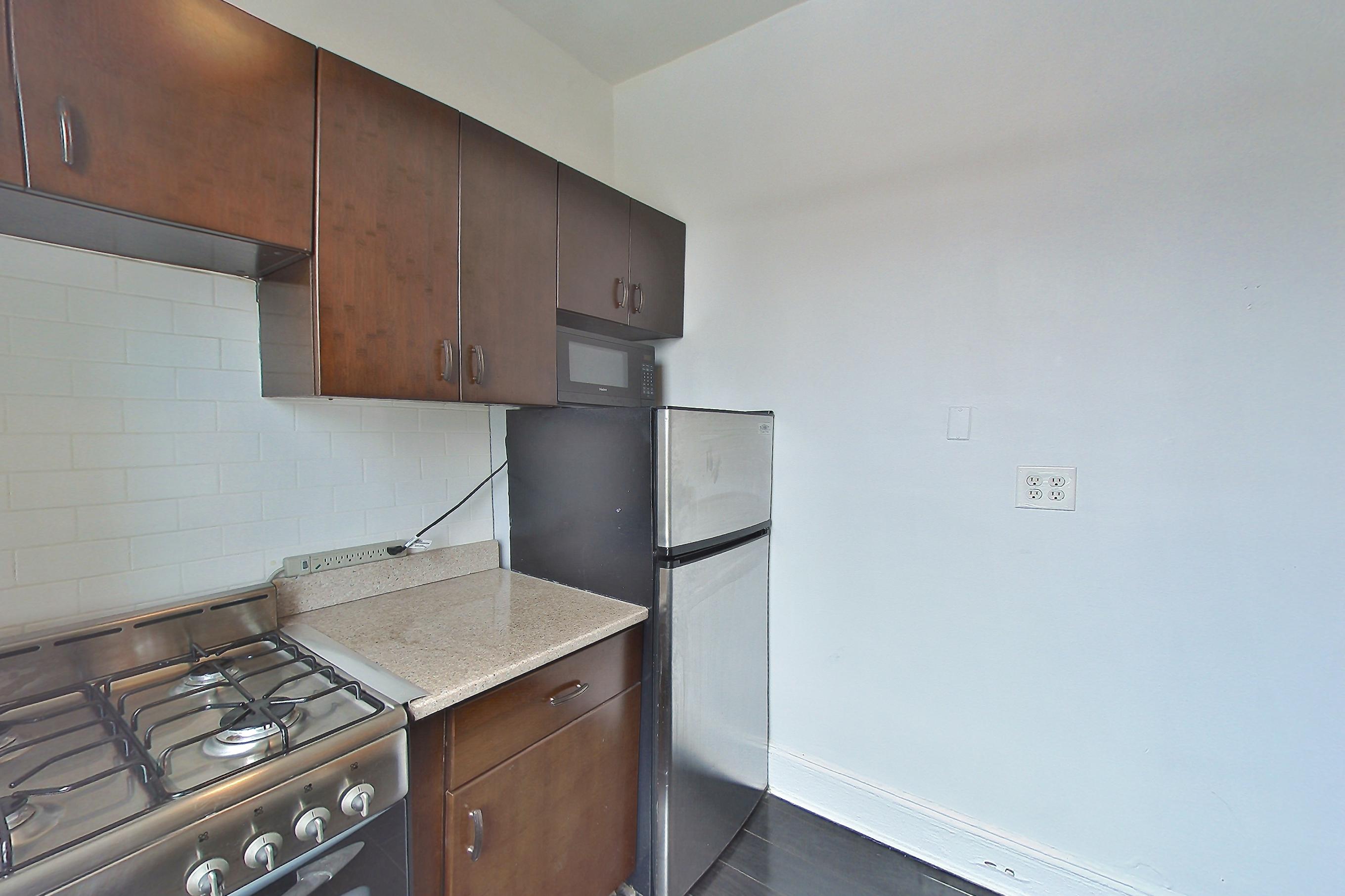 KITCHEN CORNER