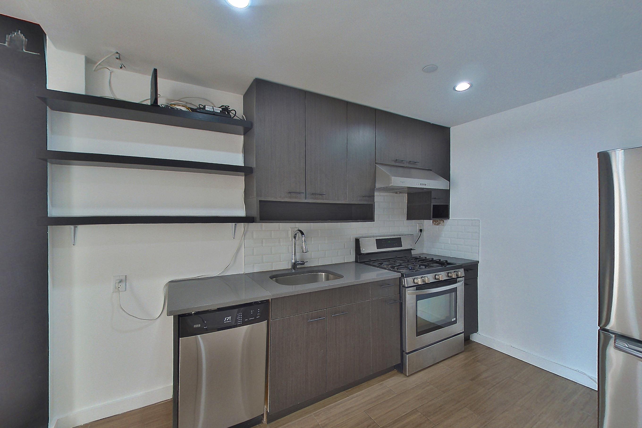 KITCHEN CORNER