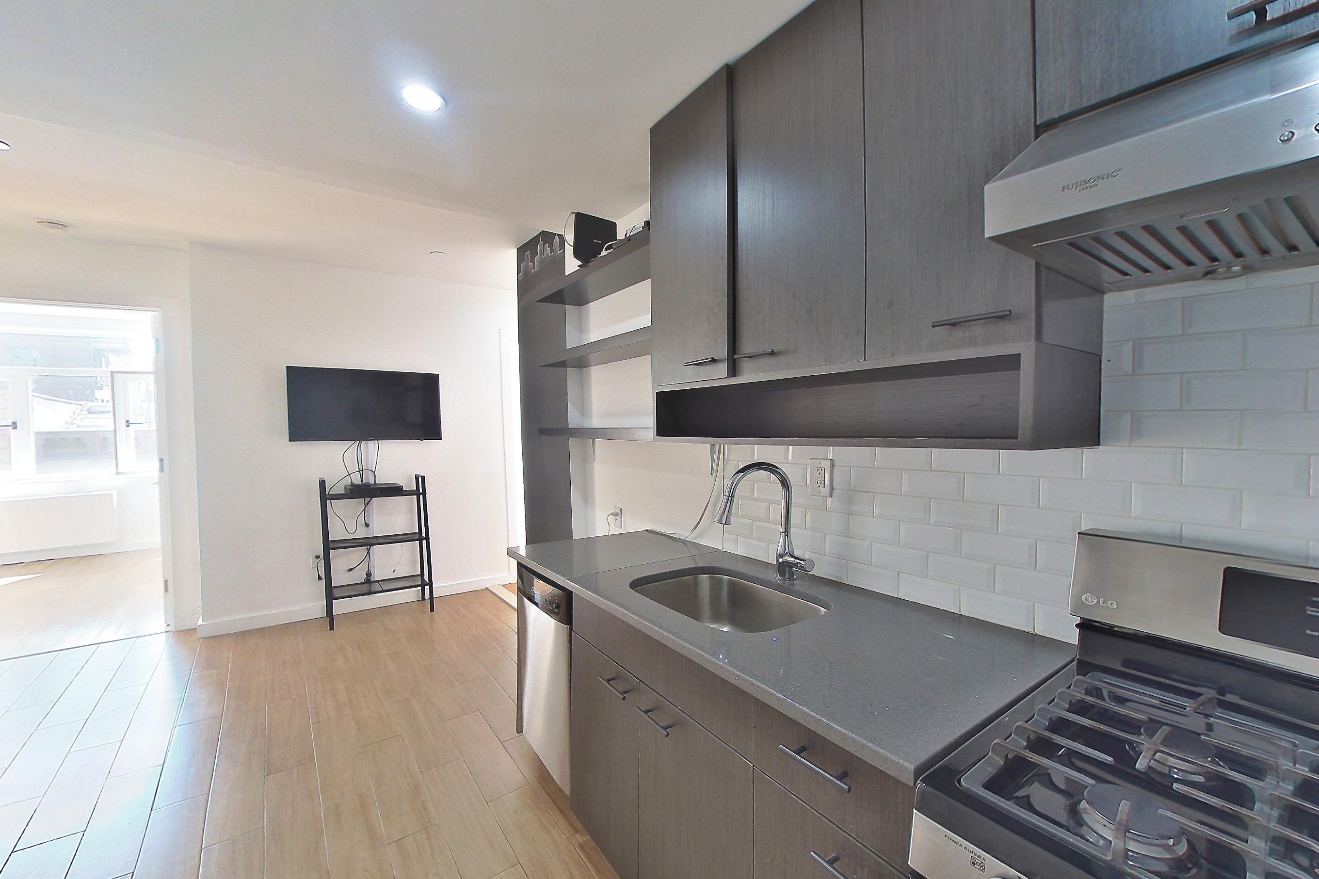 KITCHEN CORNER