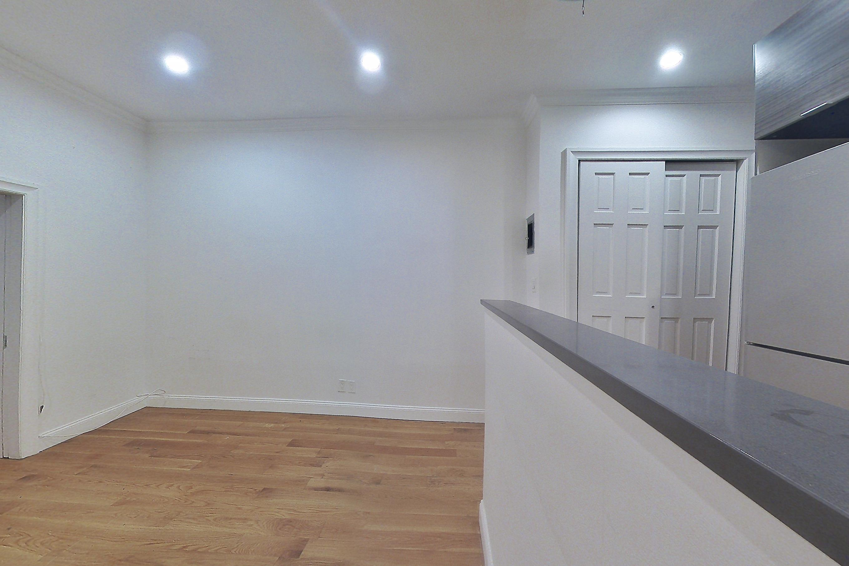 LIVING ROOM CORNER 3