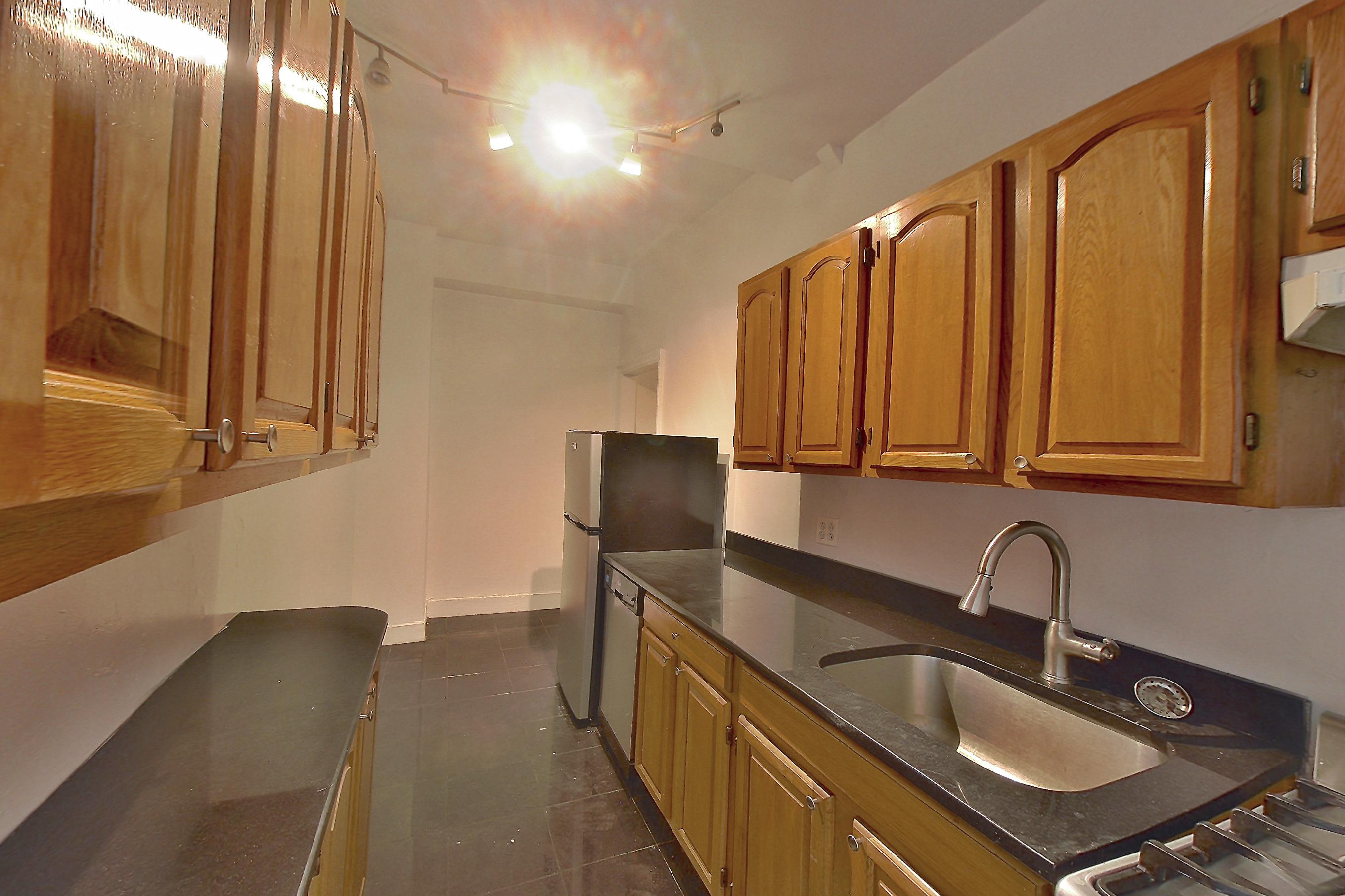 KITCHEN CORNER