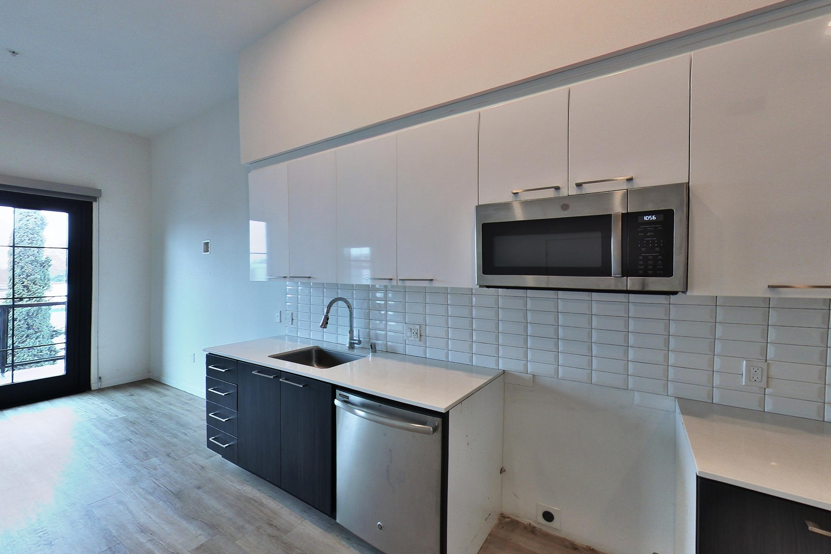 DINING ROOM (representative of this floor plan)