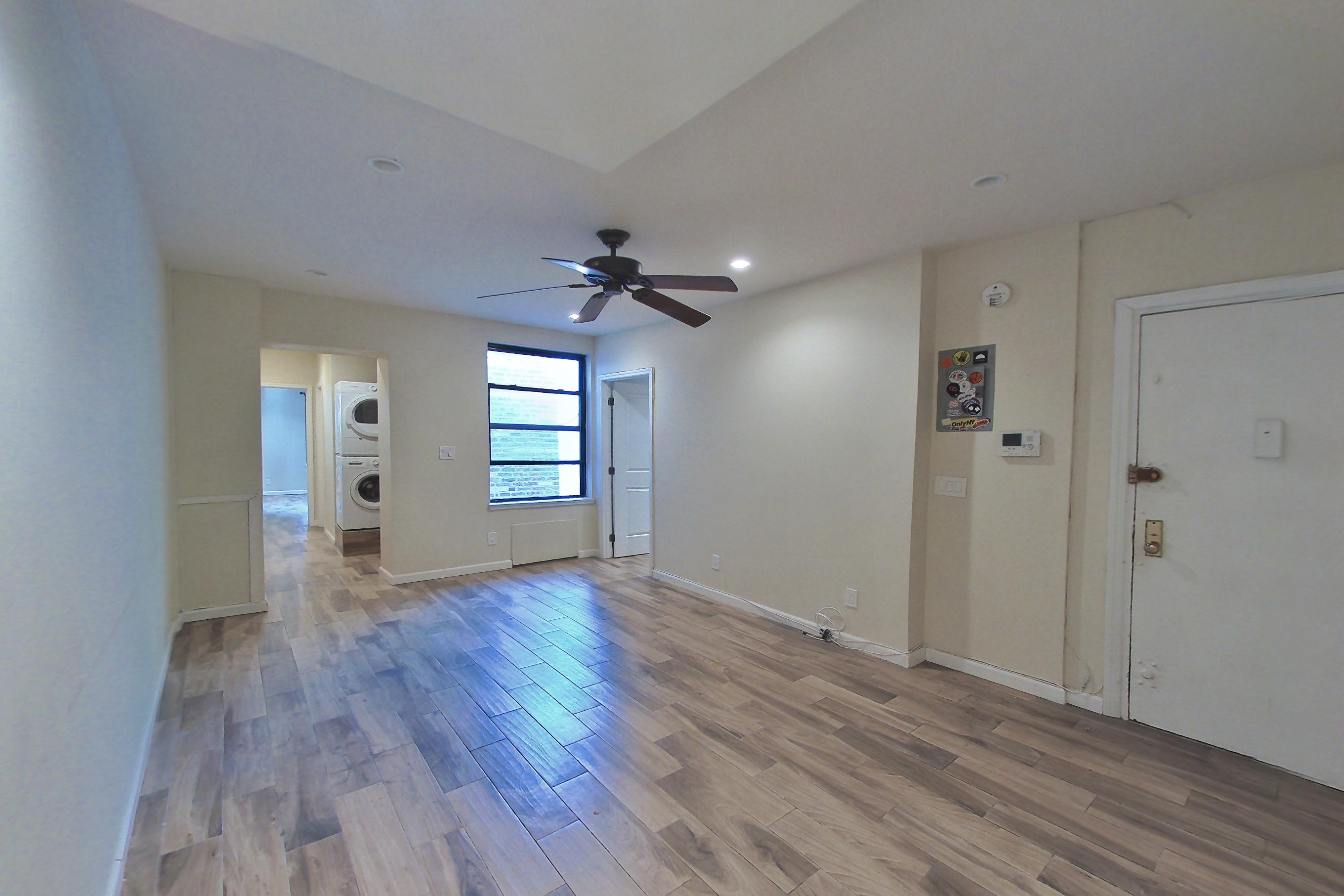 LIVING ROOM CORNER 1