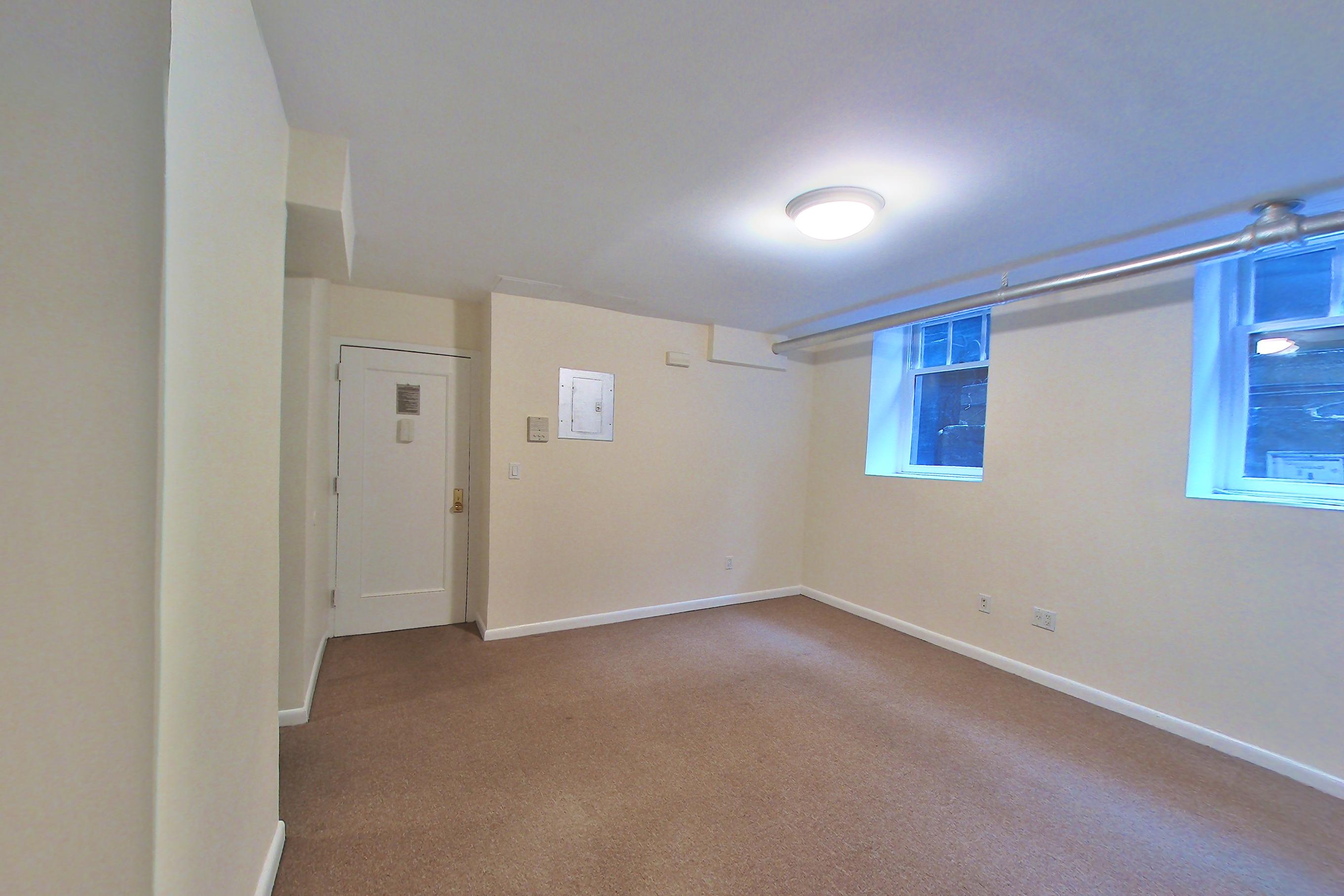 LIVING ROOM CORNER 2