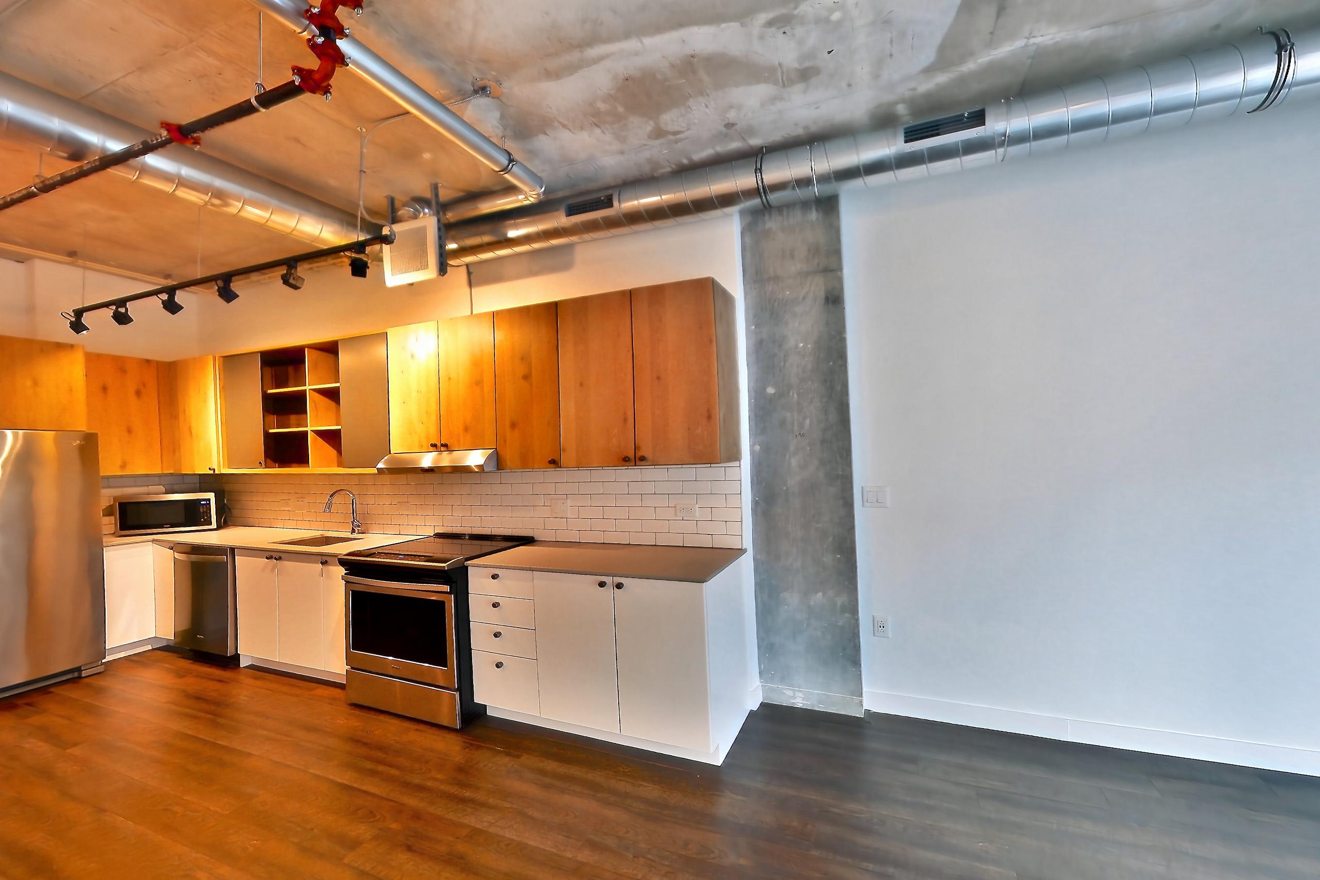 LIVING ROOM (representative of this floor plan)