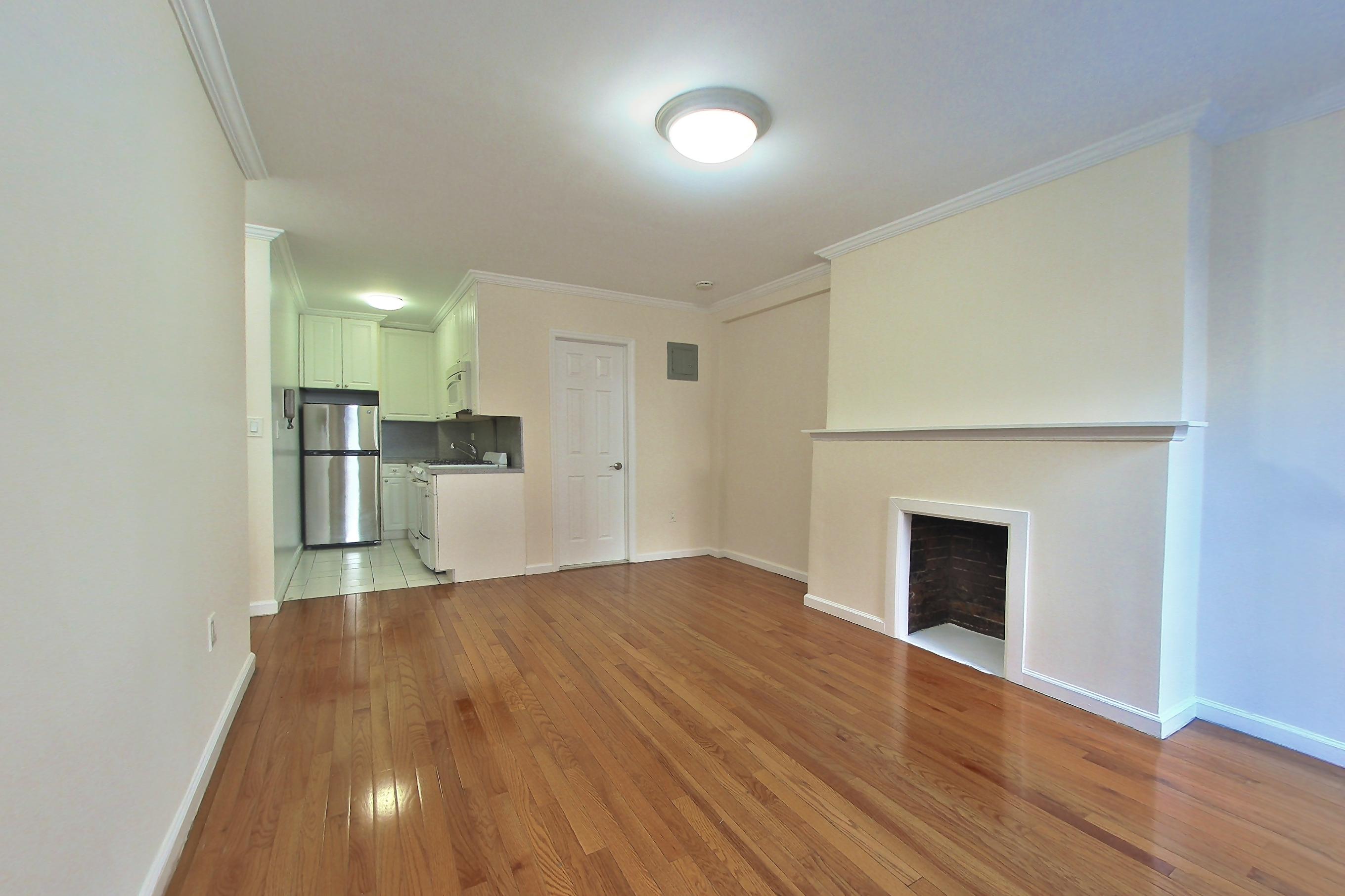 LIVING ROOM CORNER