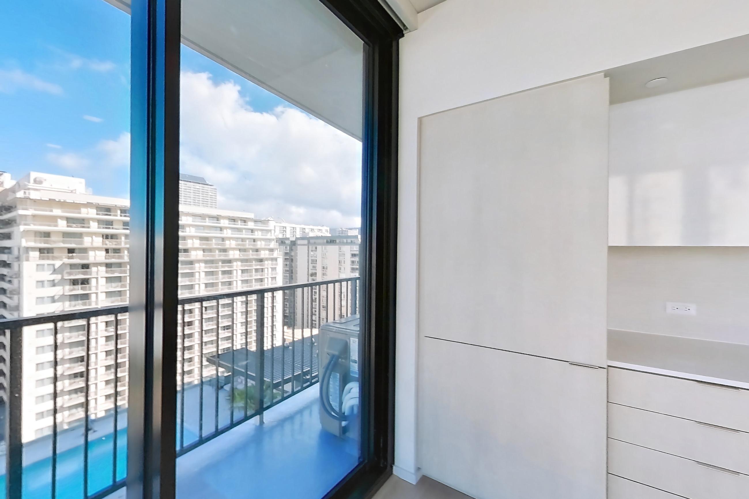 LIVING SPACE 2