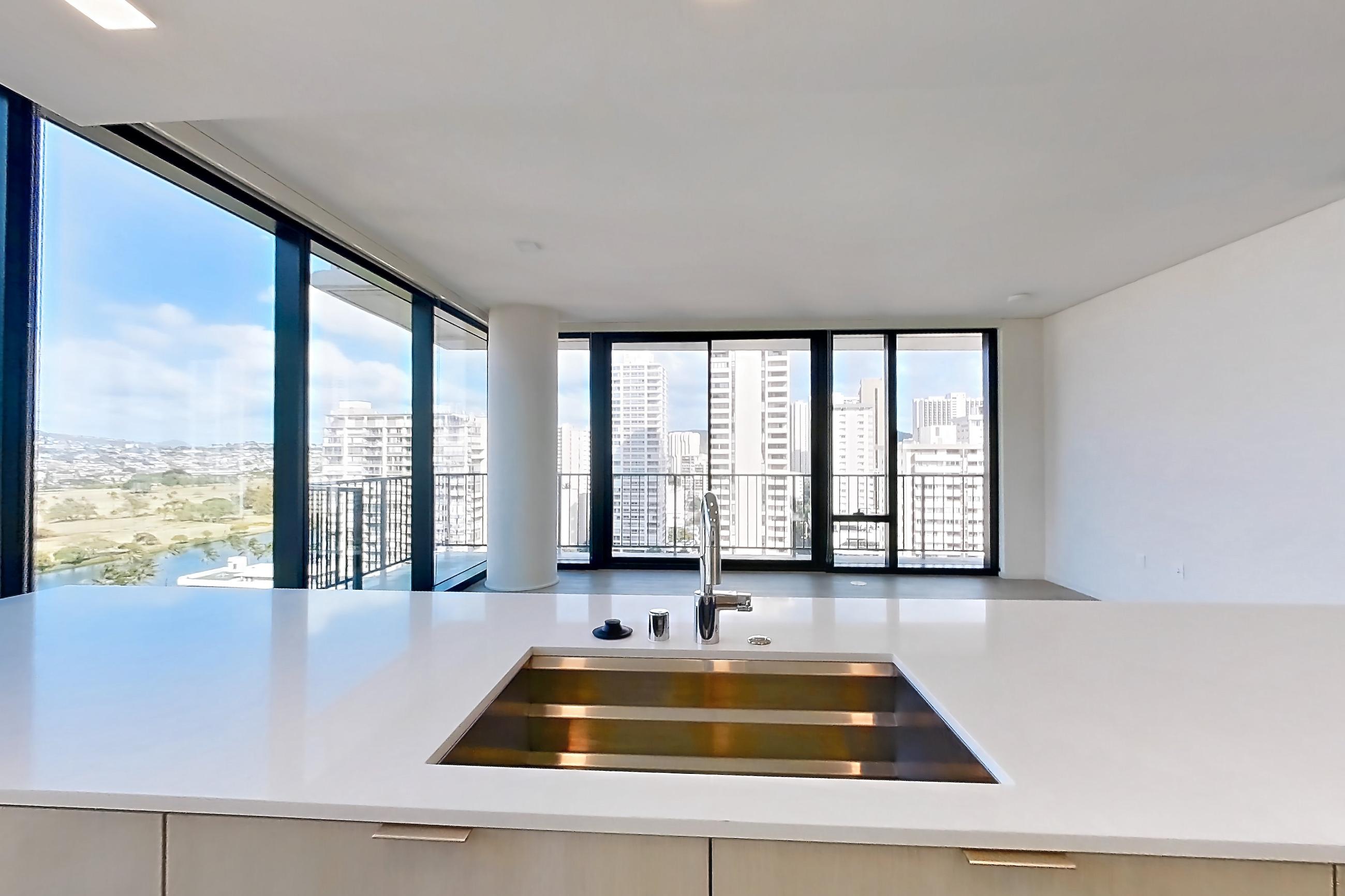 KITCHEN SINK