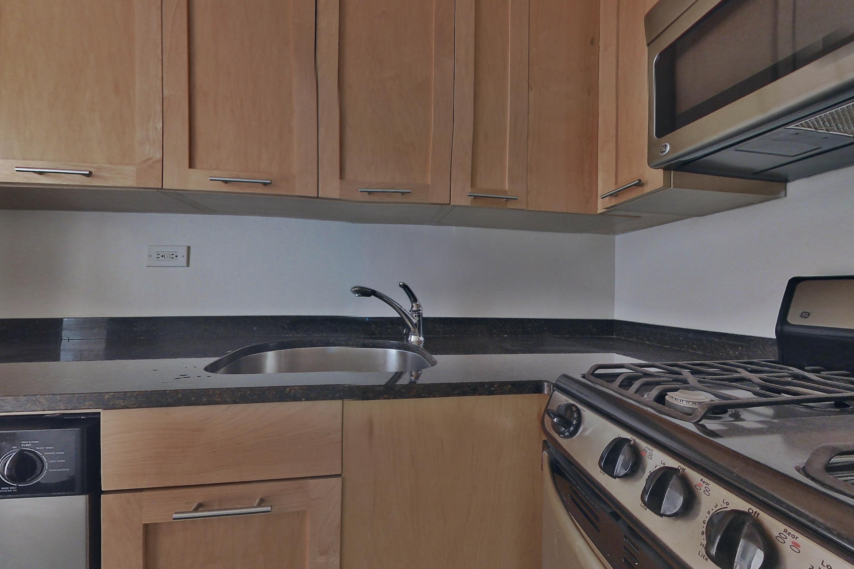 KITCHEN CORNER