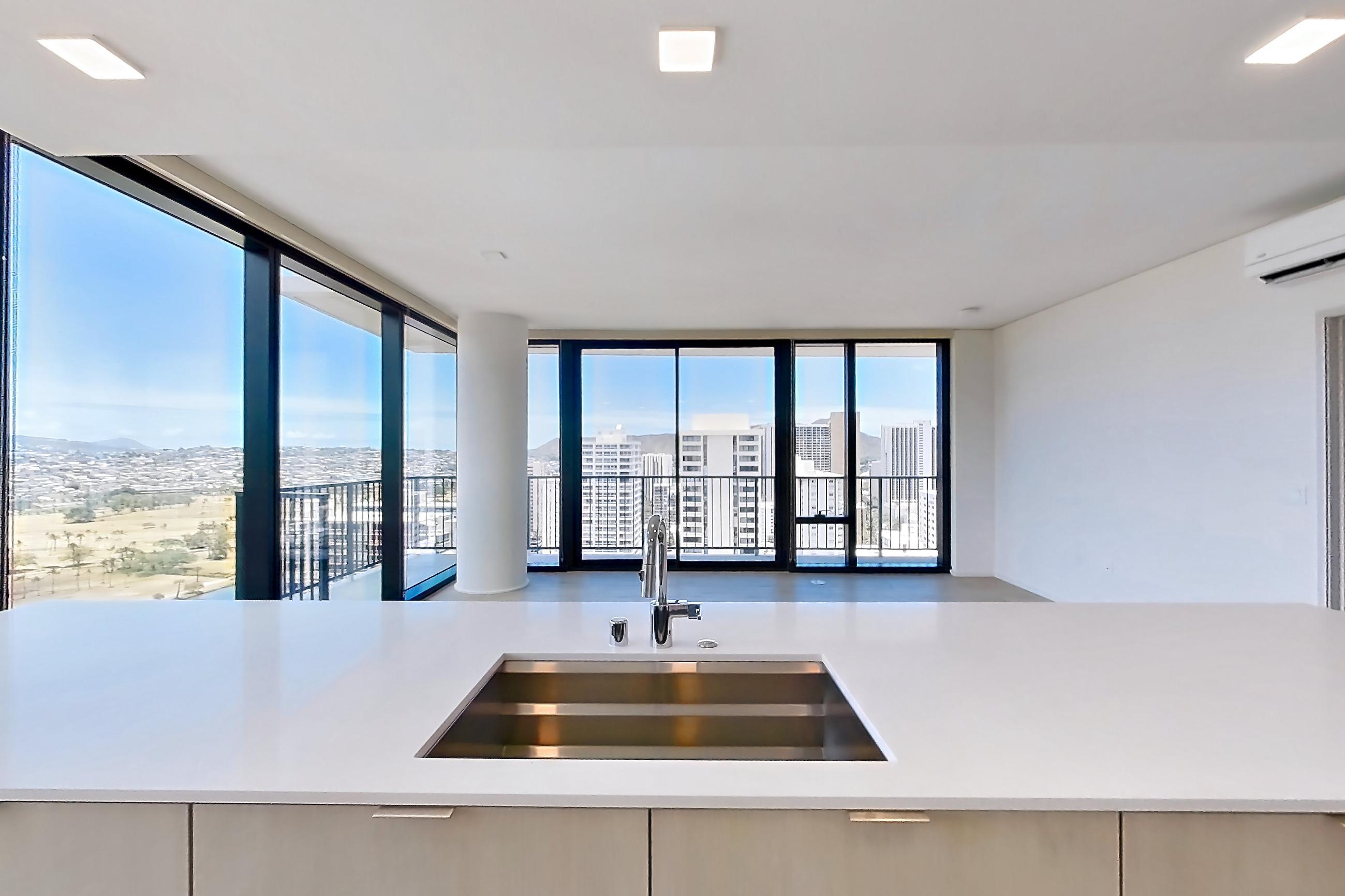 KITCHEN SINK