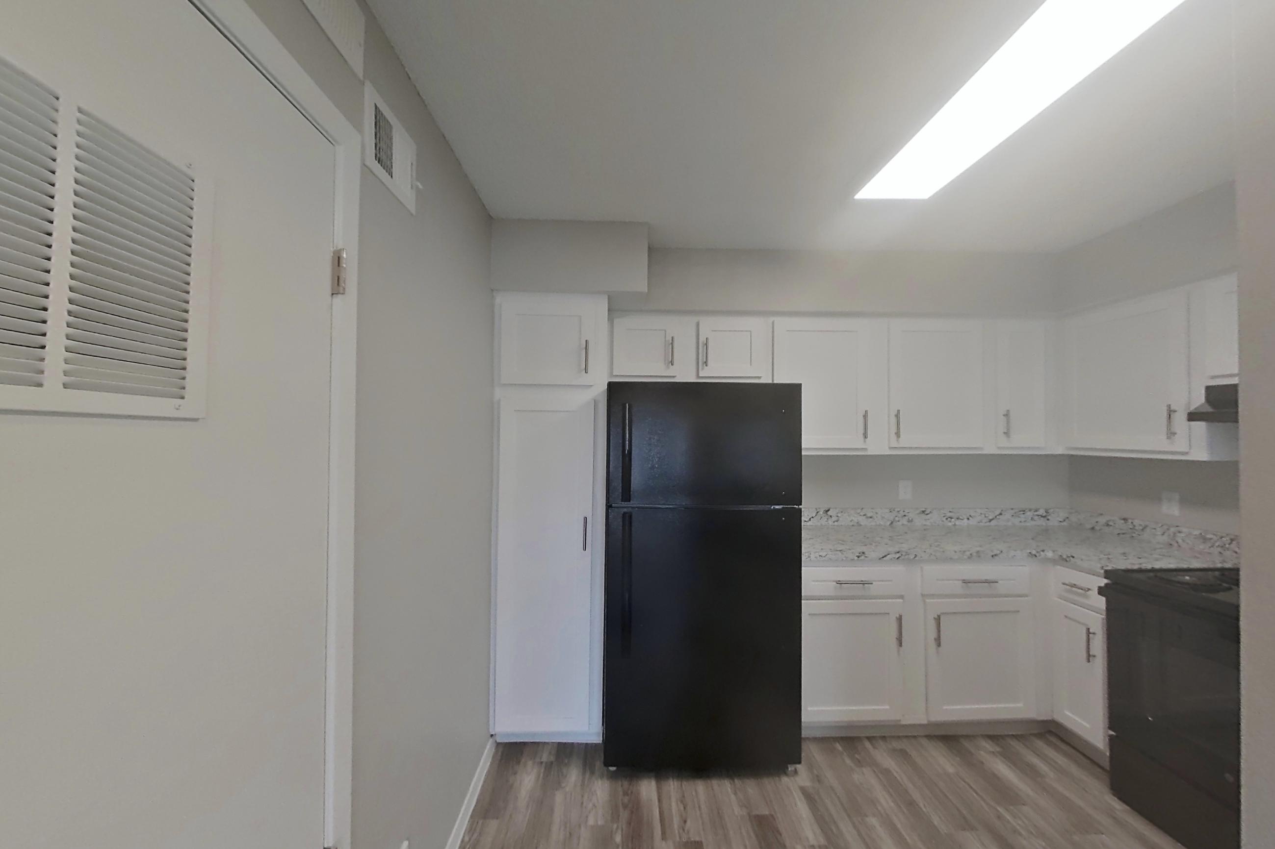 KITCHEN HALLWAY