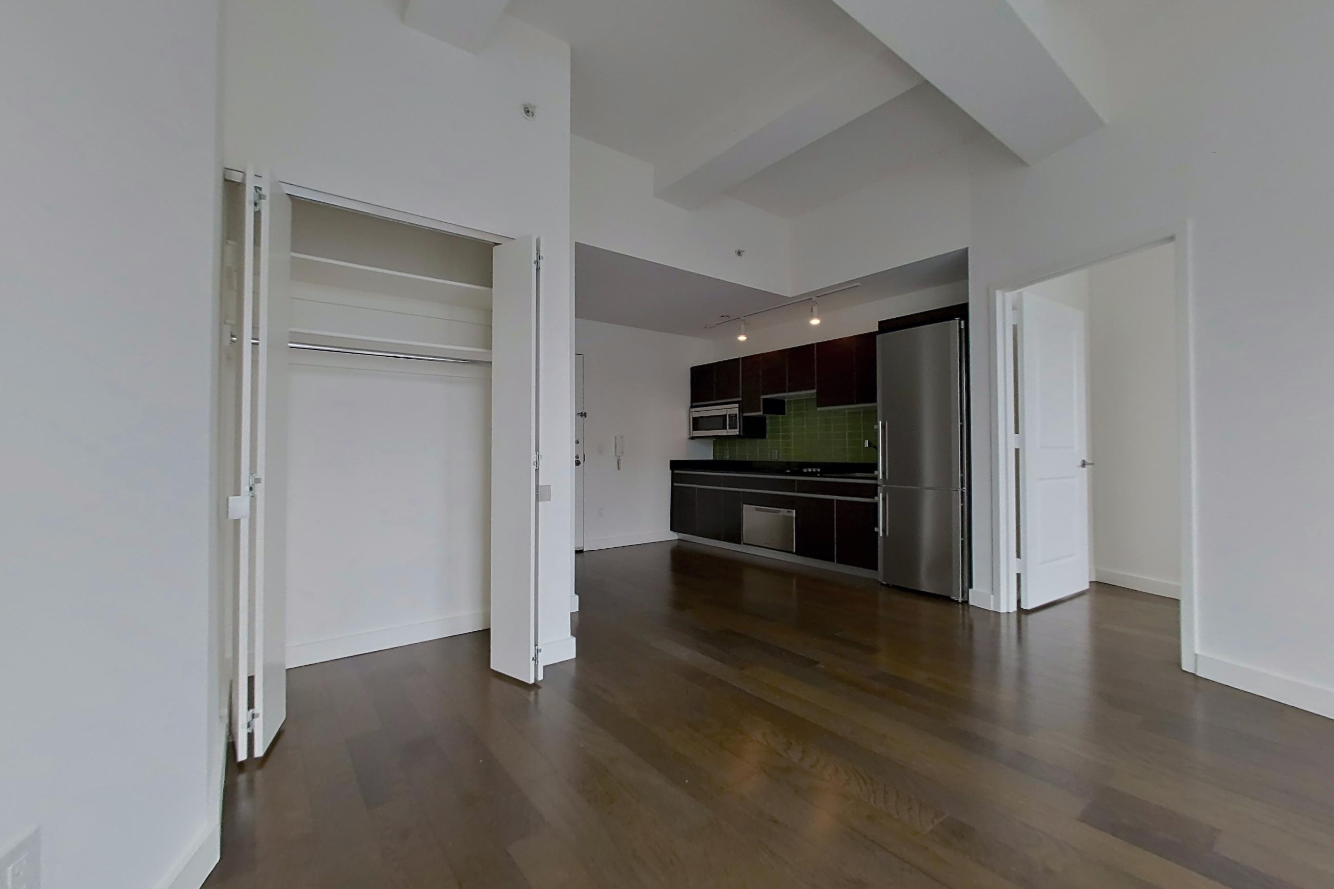 LIVING ROOM CORNER