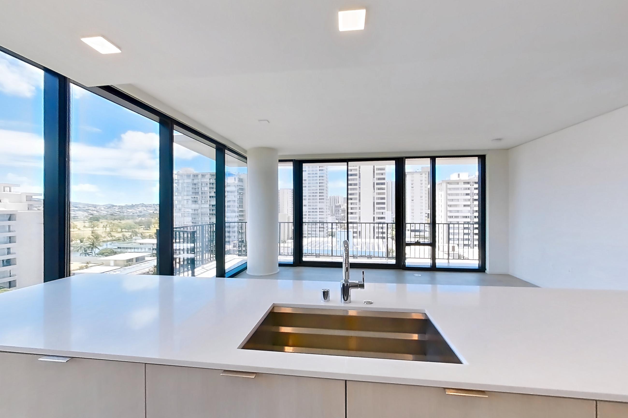 KITCHEN SPACE