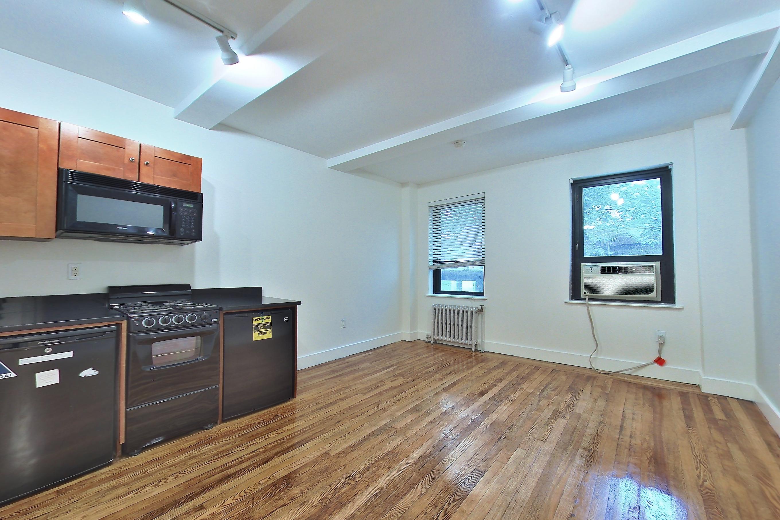 LIVING SPACE 2