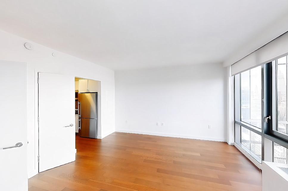 LIVING SPACE B